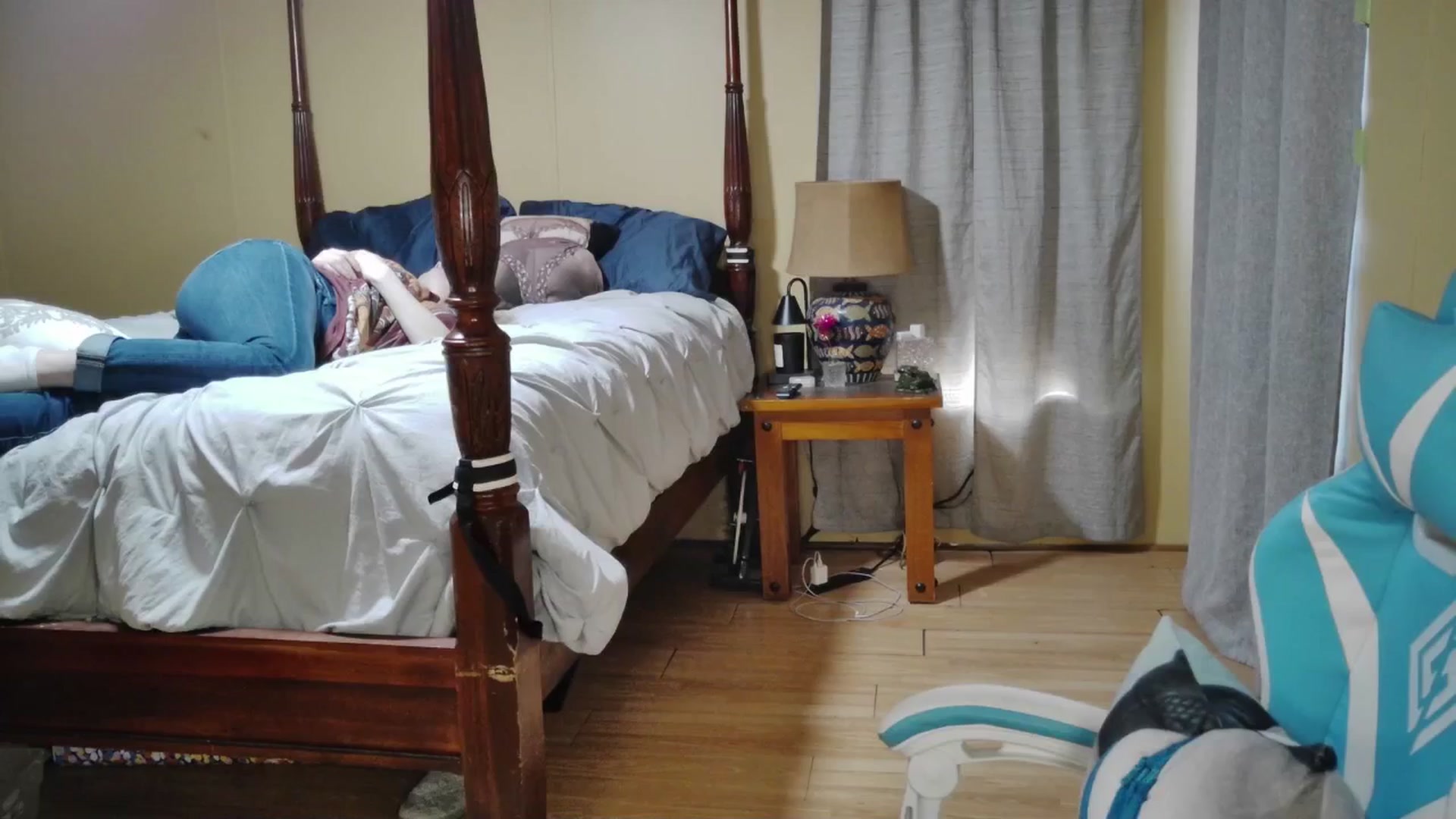 Gallery image thumbnail from Ivorysunday's myfreecams stream on, 02/19/2026, 18:51 image 9 of 20