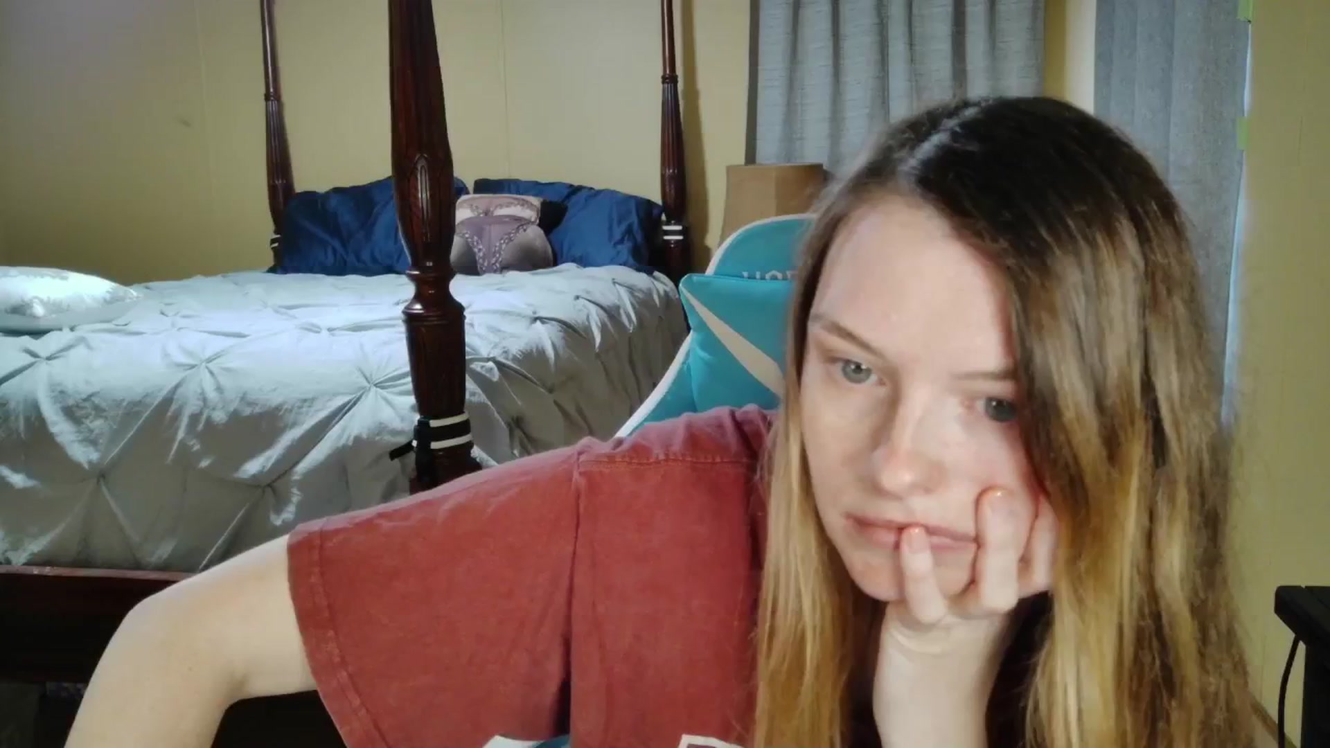 Gallery image thumbnail from Ivorysunday's myfreecams stream on, 02/19/2026, 18:51 image 5 of 20