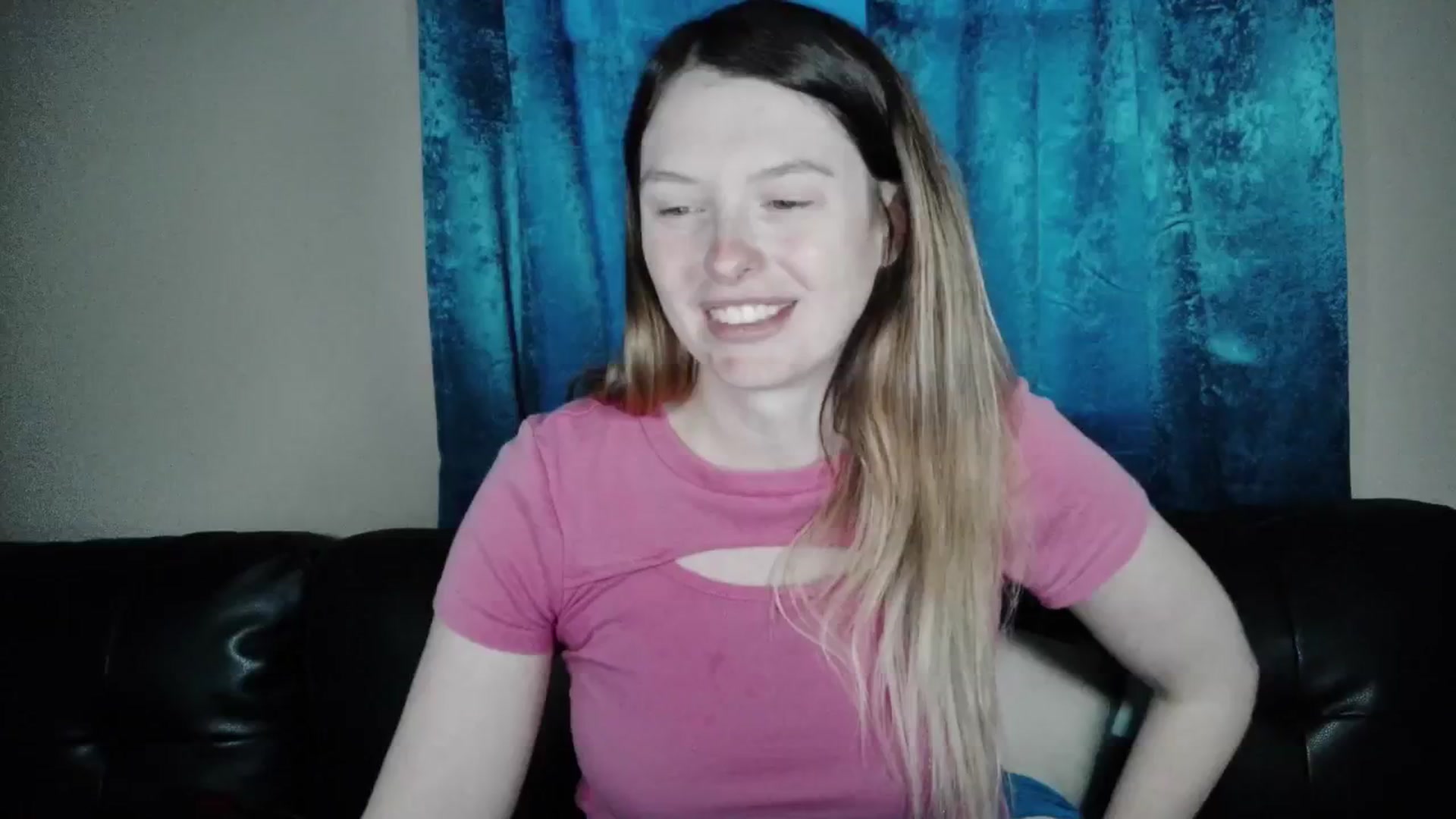 Gallery image thumbnail from Ivorysunday's myfreecams stream on, 04/06/2026, 17:13 image 11 of 20