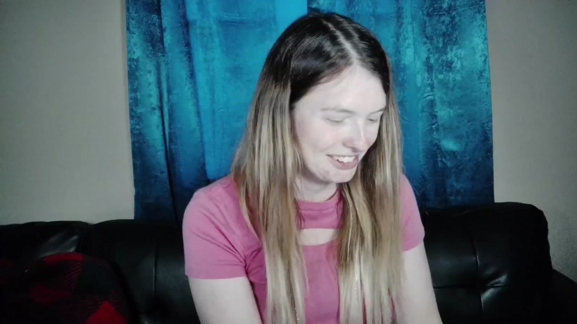 Gallery image thumbnail from Ivorysunday's myfreecams stream on, 04/06/2026, 17:13 image 14 of 20