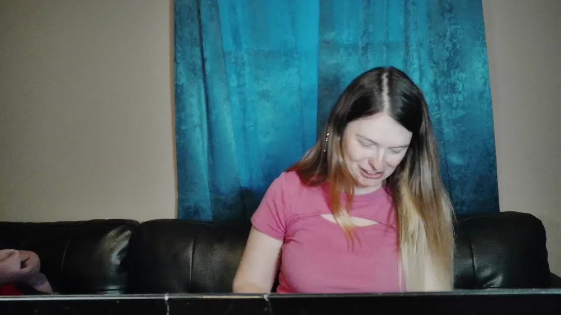 Gallery image thumbnail from Ivorysunday's myfreecams stream on, 04/06/2026, 19:27 image 14 of 20