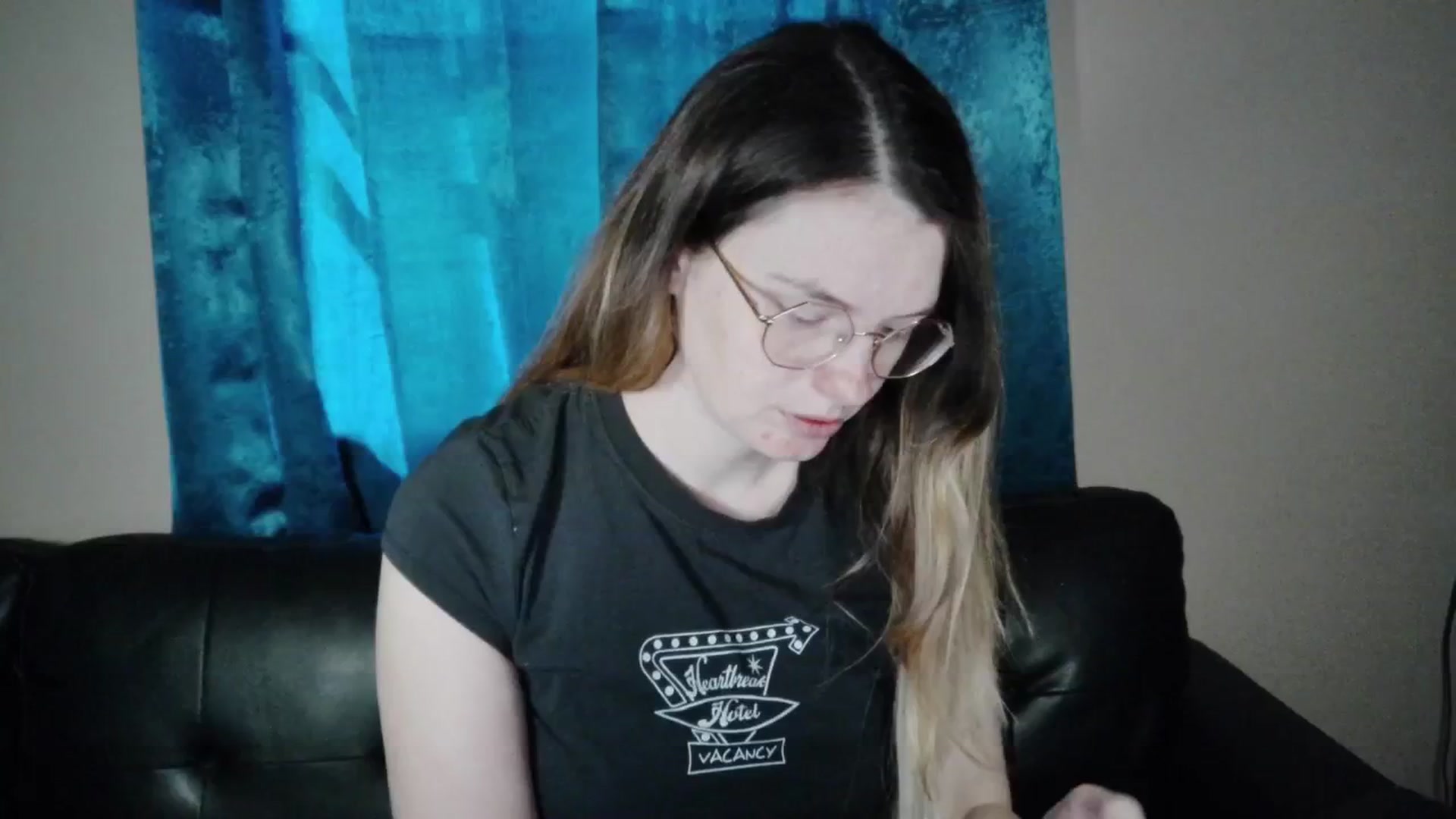 Gallery image thumbnail from Ivorysunday's myfreecams stream on, 04/07/2026, 13:42 image 11 of 20
