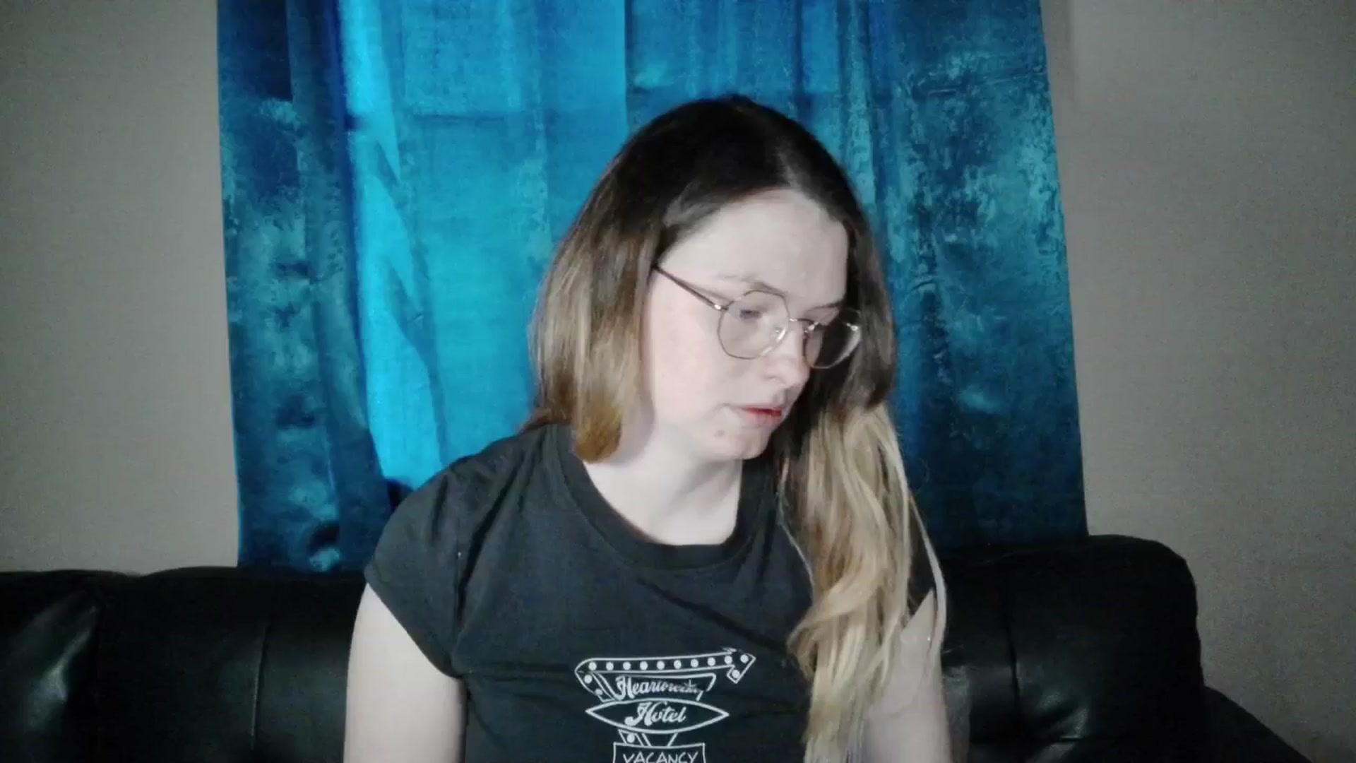 Gallery image thumbnail from Ivorysunday's myfreecams stream on, 04/07/2026, 13:42 image 19 of 20