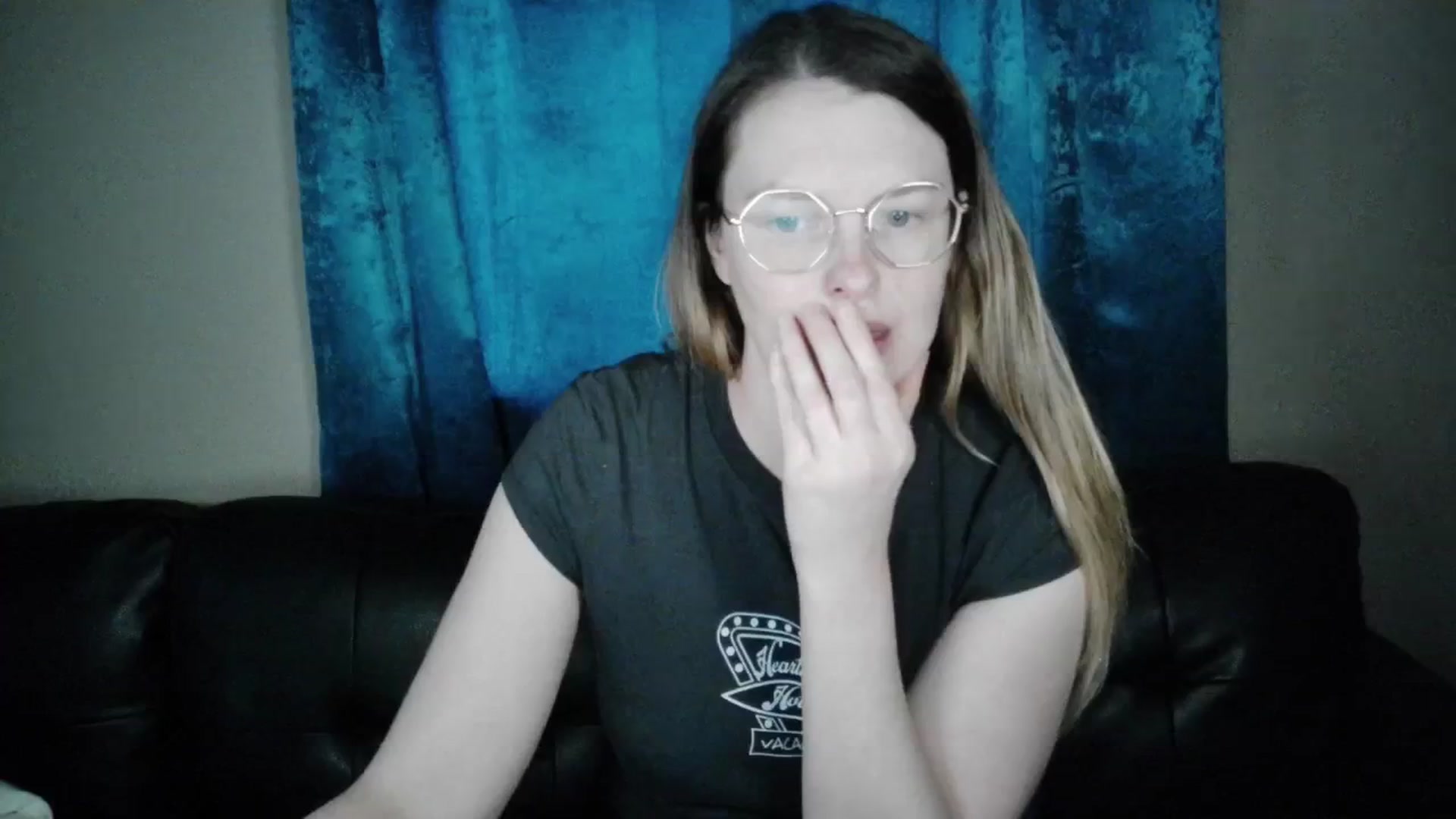 Gallery image thumbnail from Ivorysunday's myfreecams stream on, 04/07/2026, 20:49 image 13 of 20