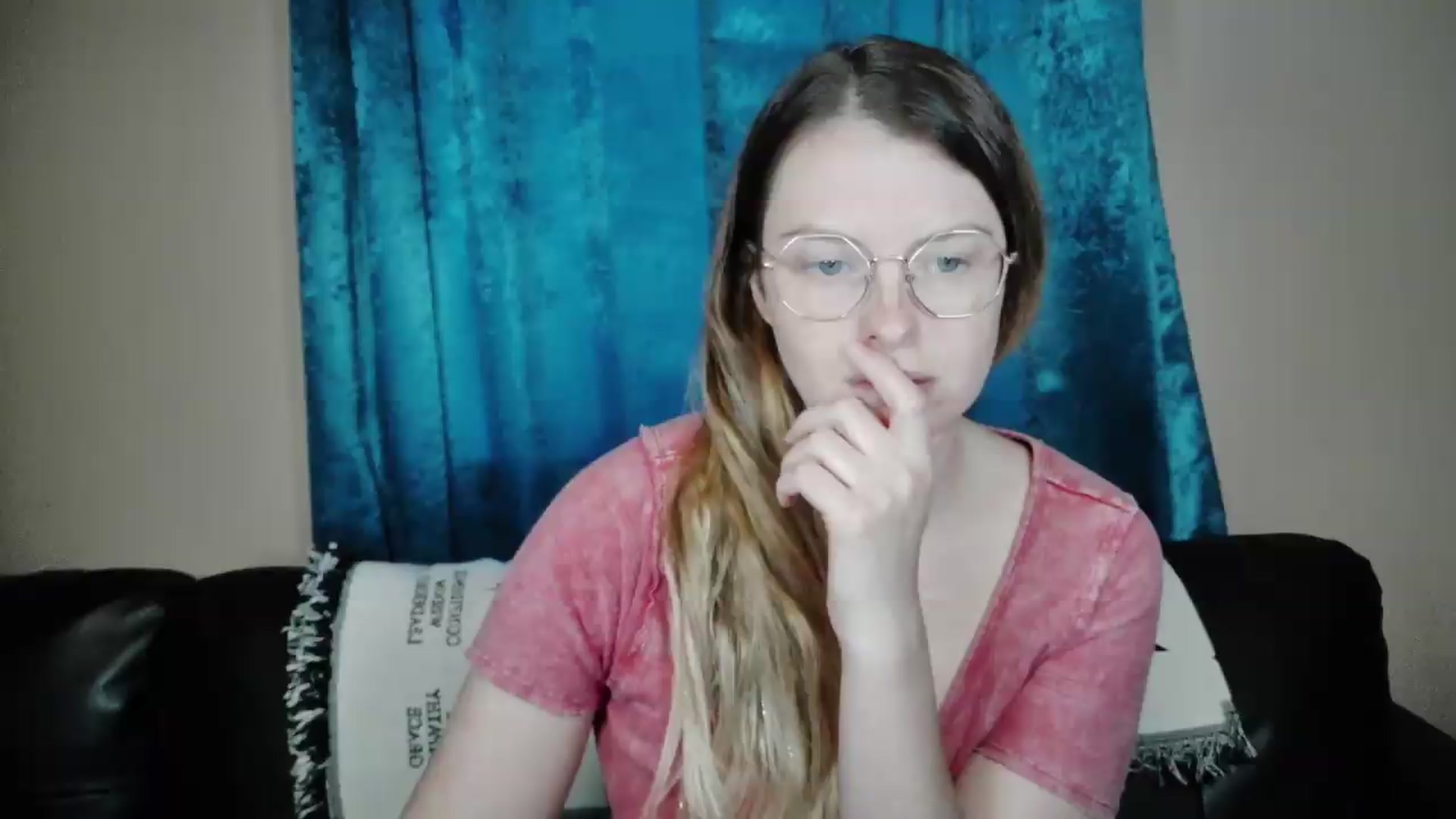 Gallery image thumbnail from Ivorysunday's myfreecams stream on, 05/12/2026, 17:27 image 2 of 20