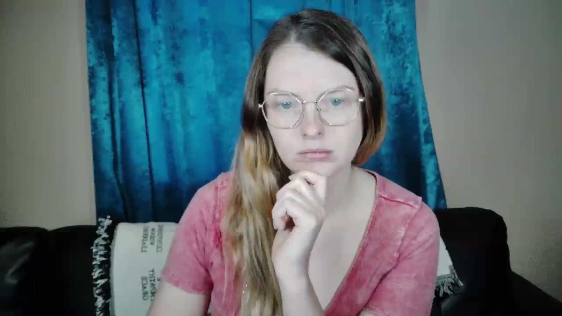 Gallery image thumbnail from Ivorysunday's myfreecams stream on, 05/12/2026, 17:27 image 12 of 20