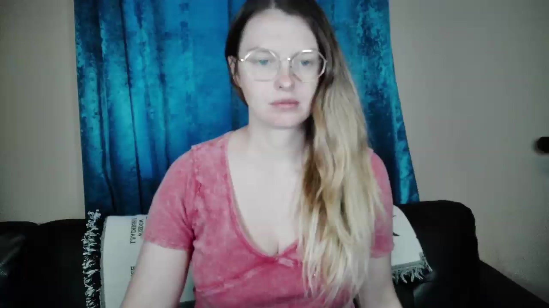Gallery image thumbnail from Ivorysunday's myfreecams stream on, 05/12/2026, 17:27 image 14 of 20