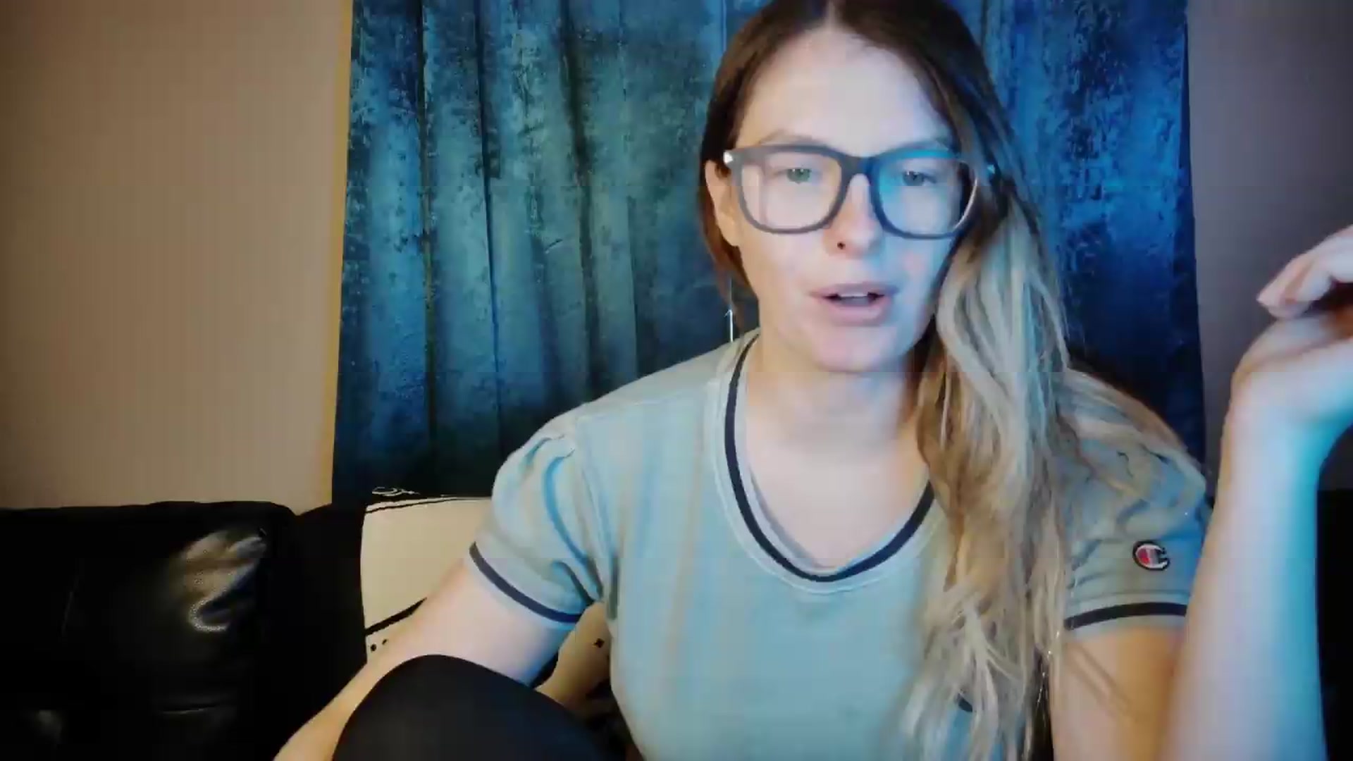 Gallery image thumbnail from Ivorysunday's myfreecams stream on, 05/13/2026, 17:50 image 9 of 20