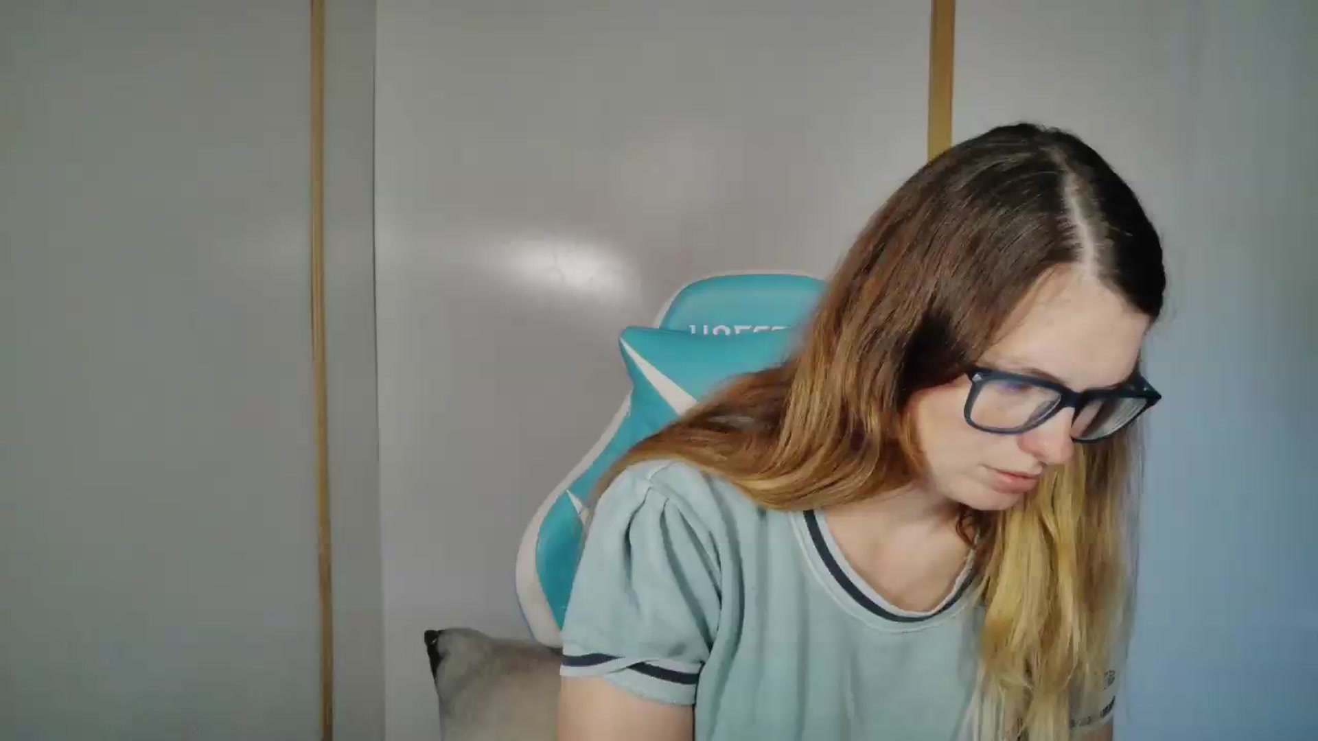 Gallery image thumbnail from Ivorysunday's myfreecams stream on, 06/20/2026, 18:03 image 18 of 20
