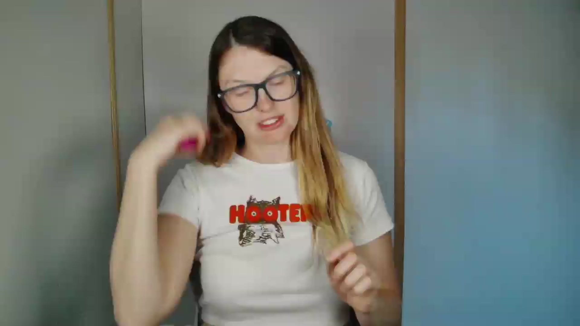 Gallery image thumbnail from Ivorysunday's myfreecams stream on, 06/22/2026, 18:54 image 14 of 20