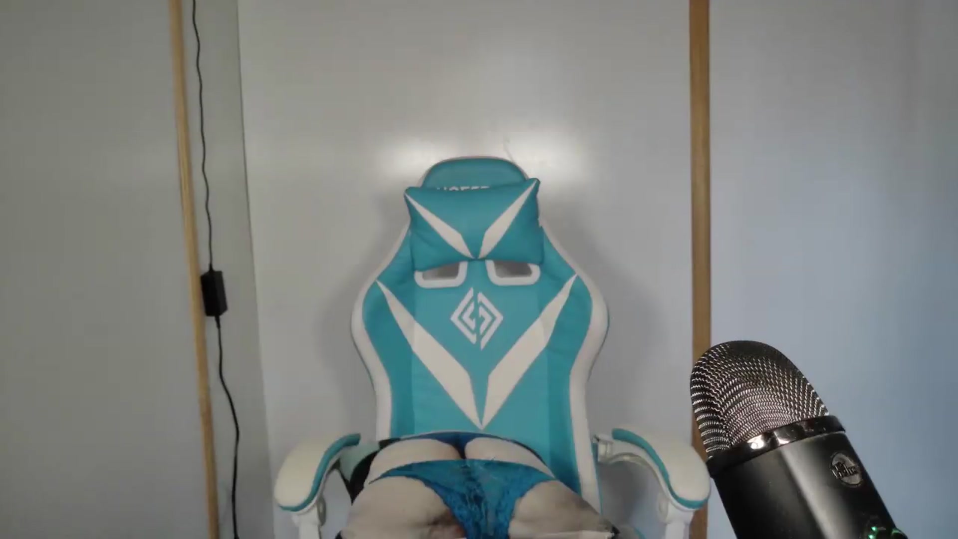 Gallery image thumbnail from Ivorysunday's myfreecams stream on, 07/01/2026, 19:16 image 19 of 20