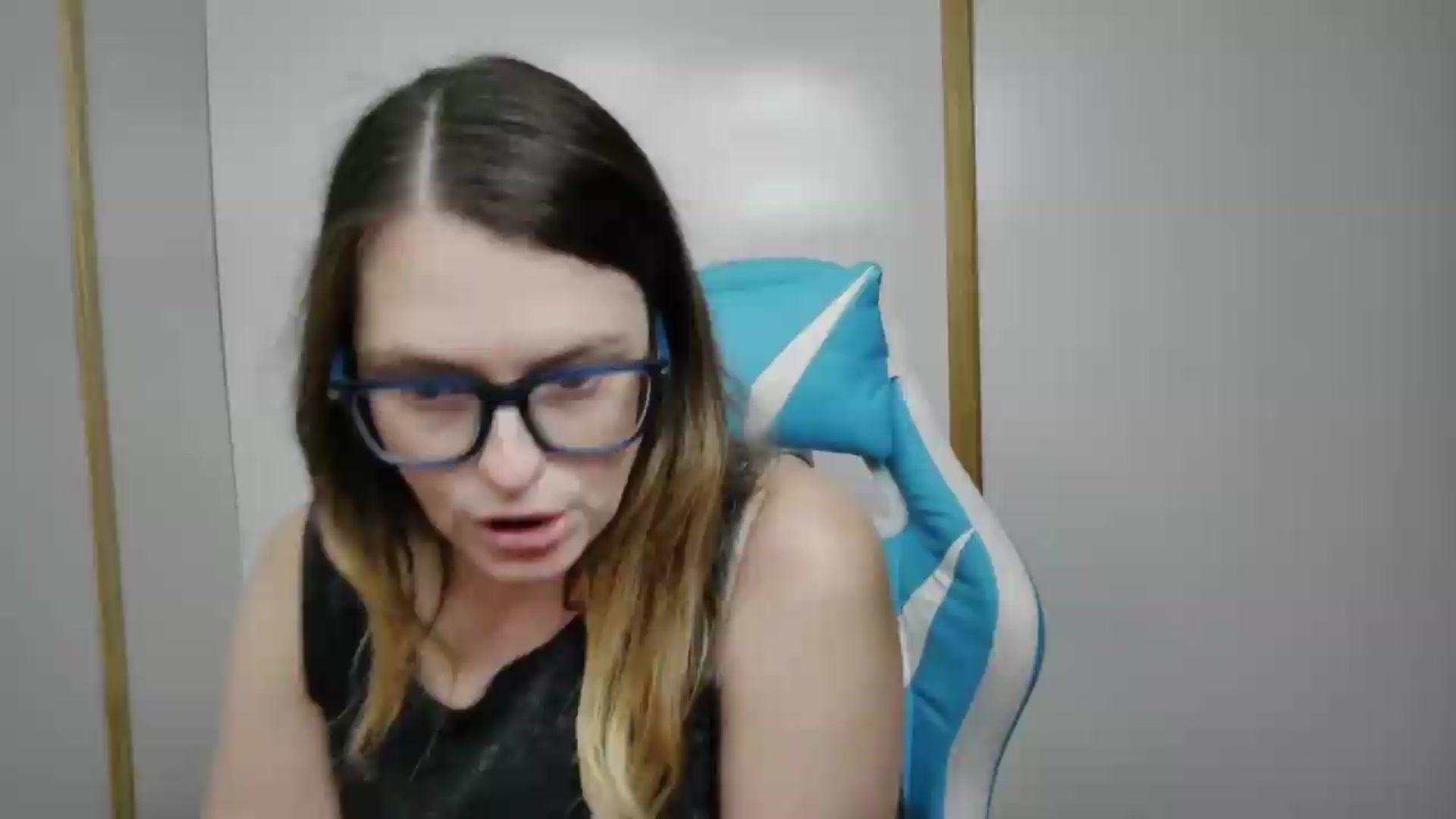 Gallery image thumbnail from Ivorysunday's myfreecams stream on, 08/10/2026, 24:02 image 10 of 20