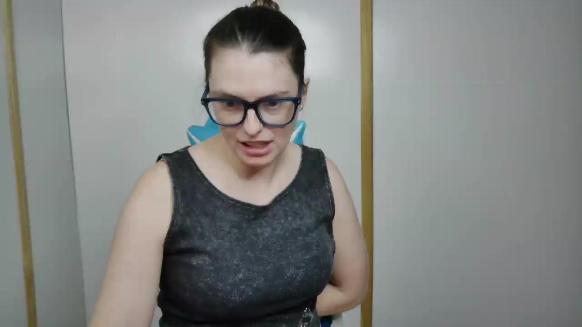 Gallery image thumbnail from Ivorysunday's myfreecams stream on, 08/10/2026, 01:25 image 17 of 20