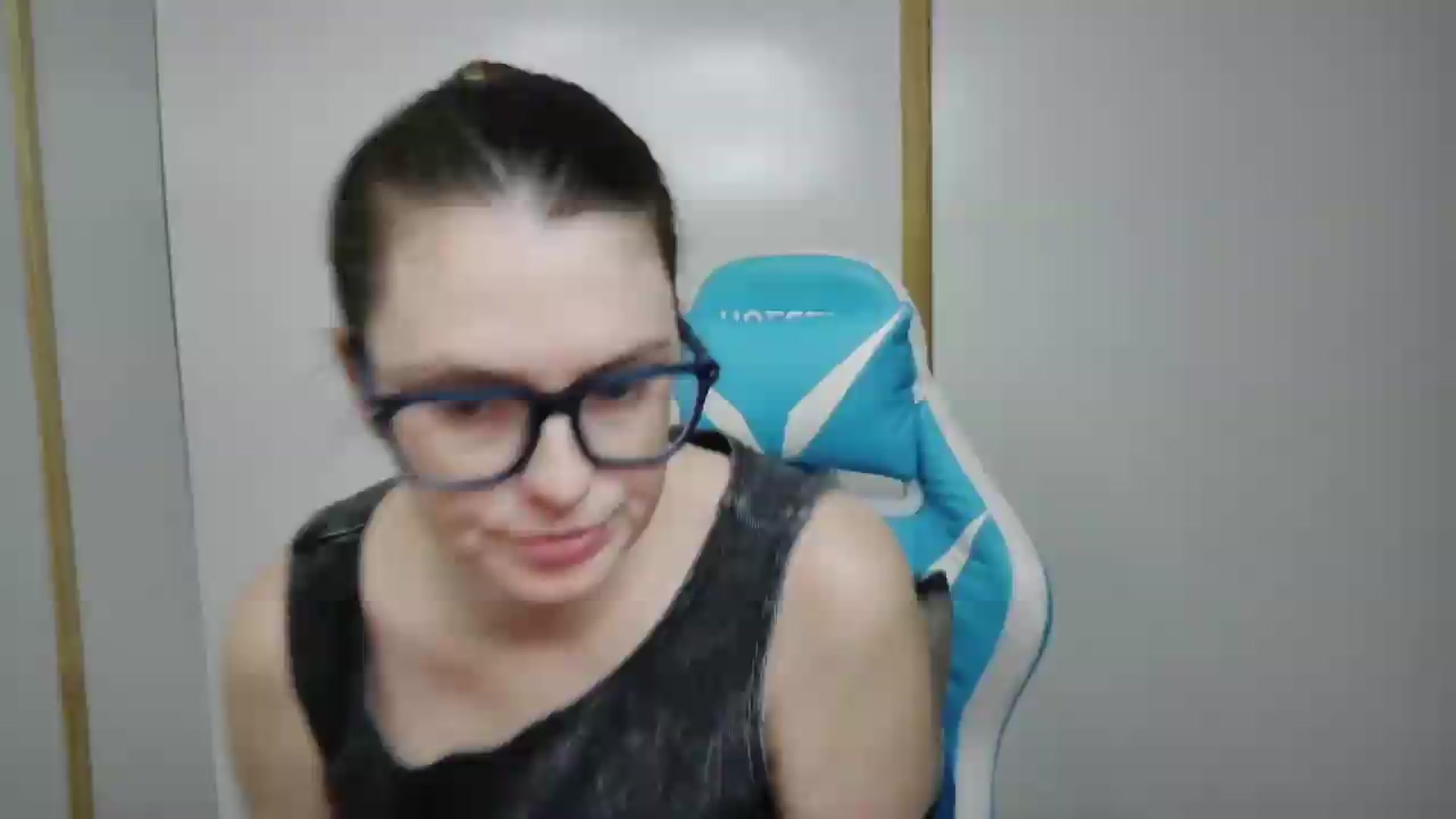 Gallery image thumbnail from Ivorysunday's myfreecams stream on, 08/10/2026, 01:25 image 18 of 20