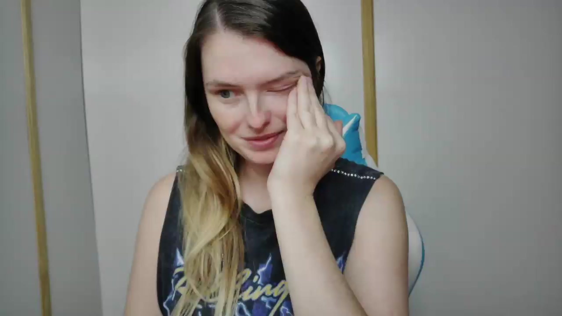 Gallery image thumbnail from Ivorysunday's myfreecams stream on, 08/12/2026, 02:03 image 3 of 20
