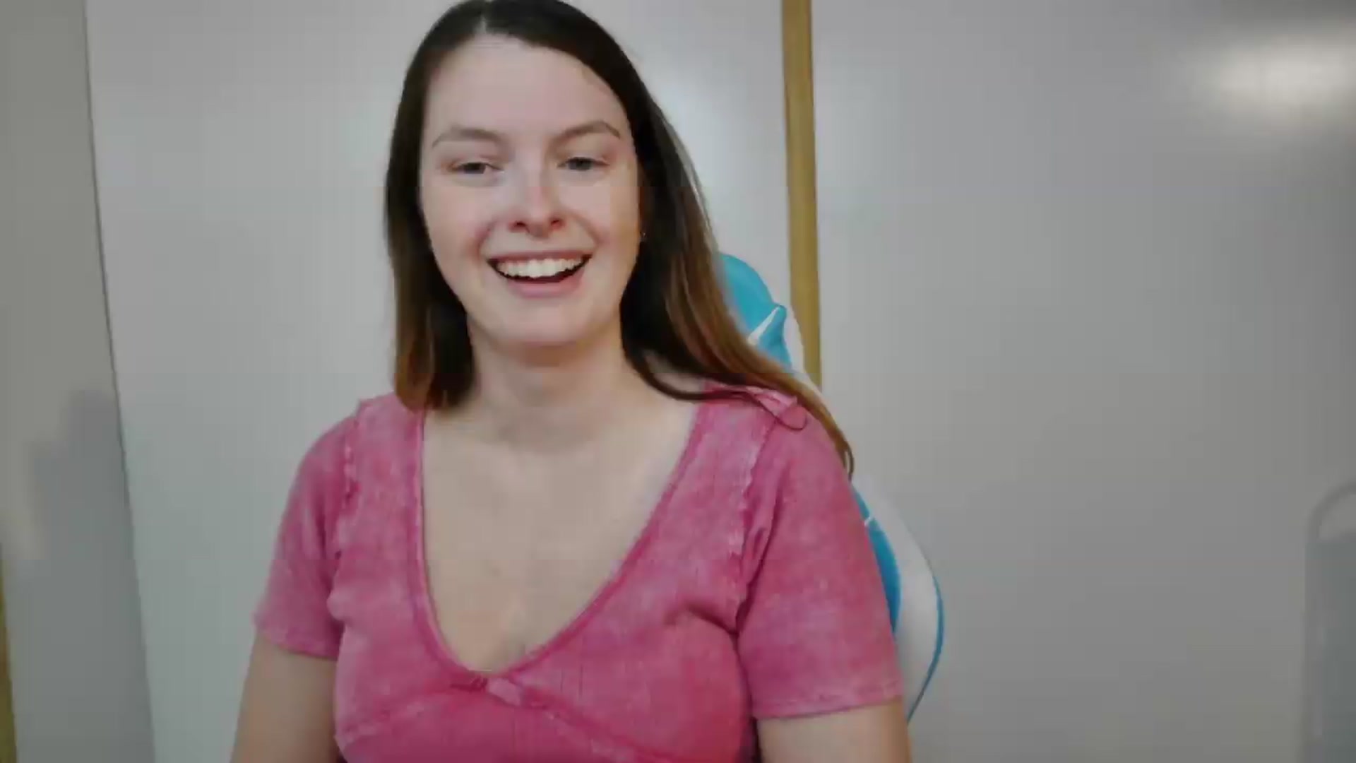 Gallery image thumbnail from Ivorysunday's myfreecams stream on, 08/14/2026, 04:05 image 17 of 20