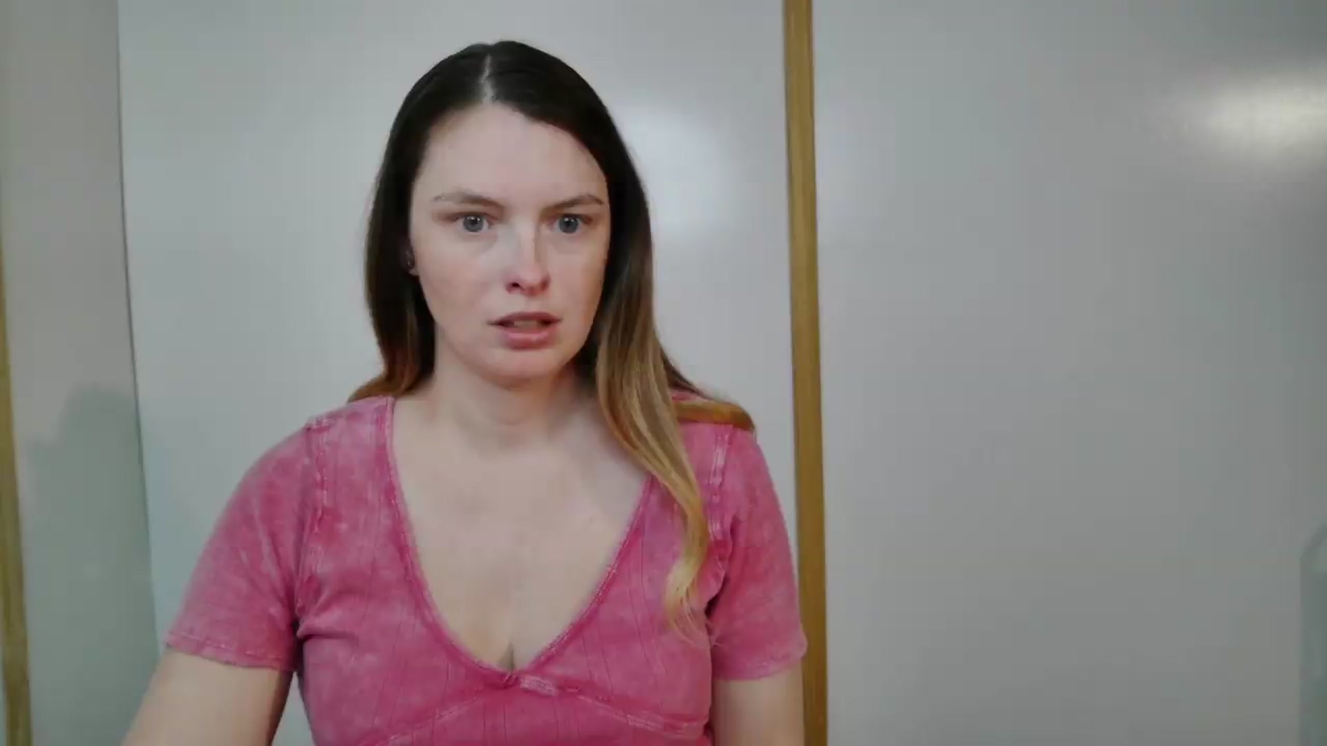 Gallery image thumbnail from Ivorysunday's myfreecams stream on, 08/14/2026, 04:05 image 5 of 20
