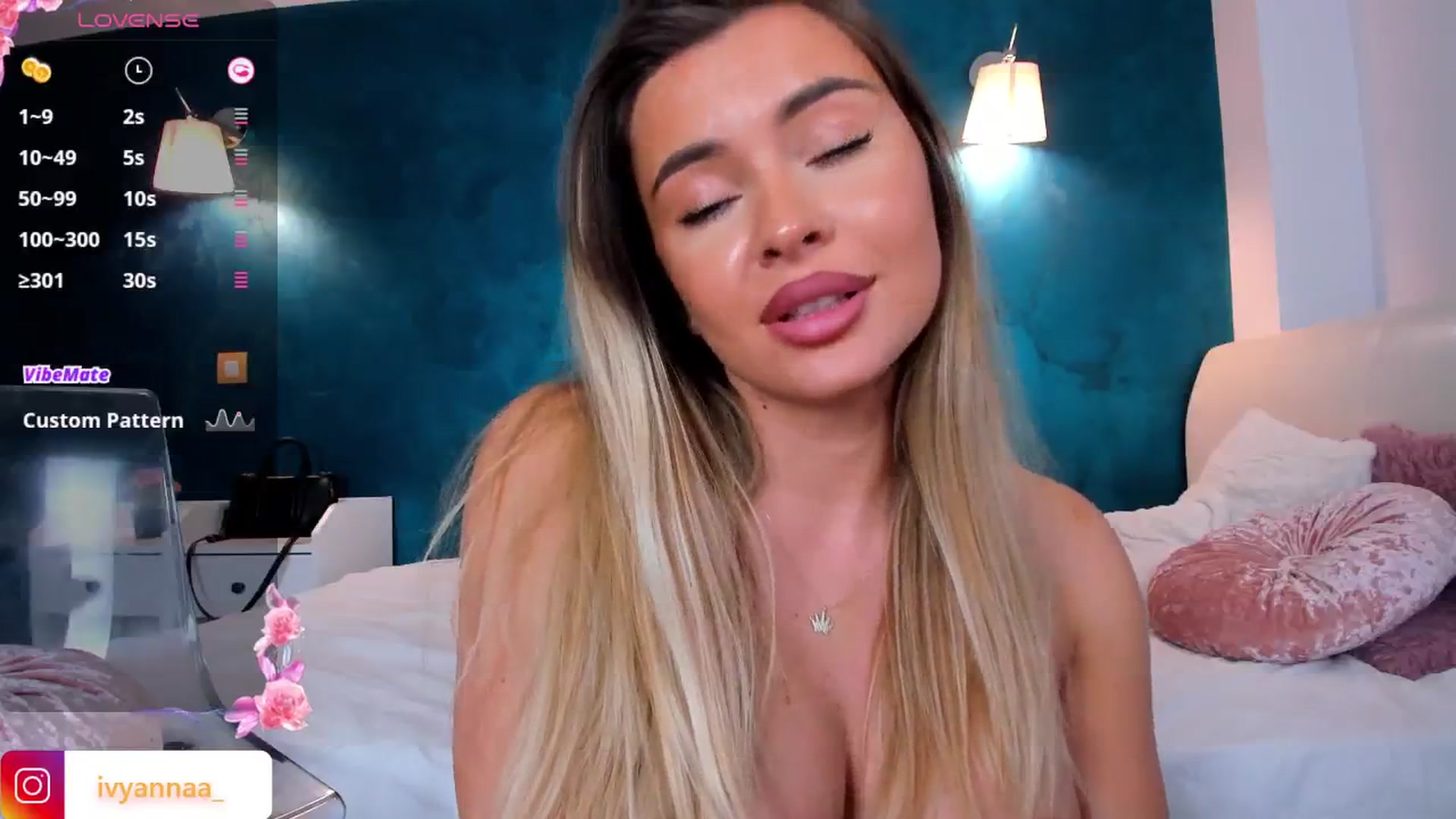 Gallery image thumbnail from IvyAnna's myfreecams stream on, 10/26/2024, 09:54 image 14 of 20