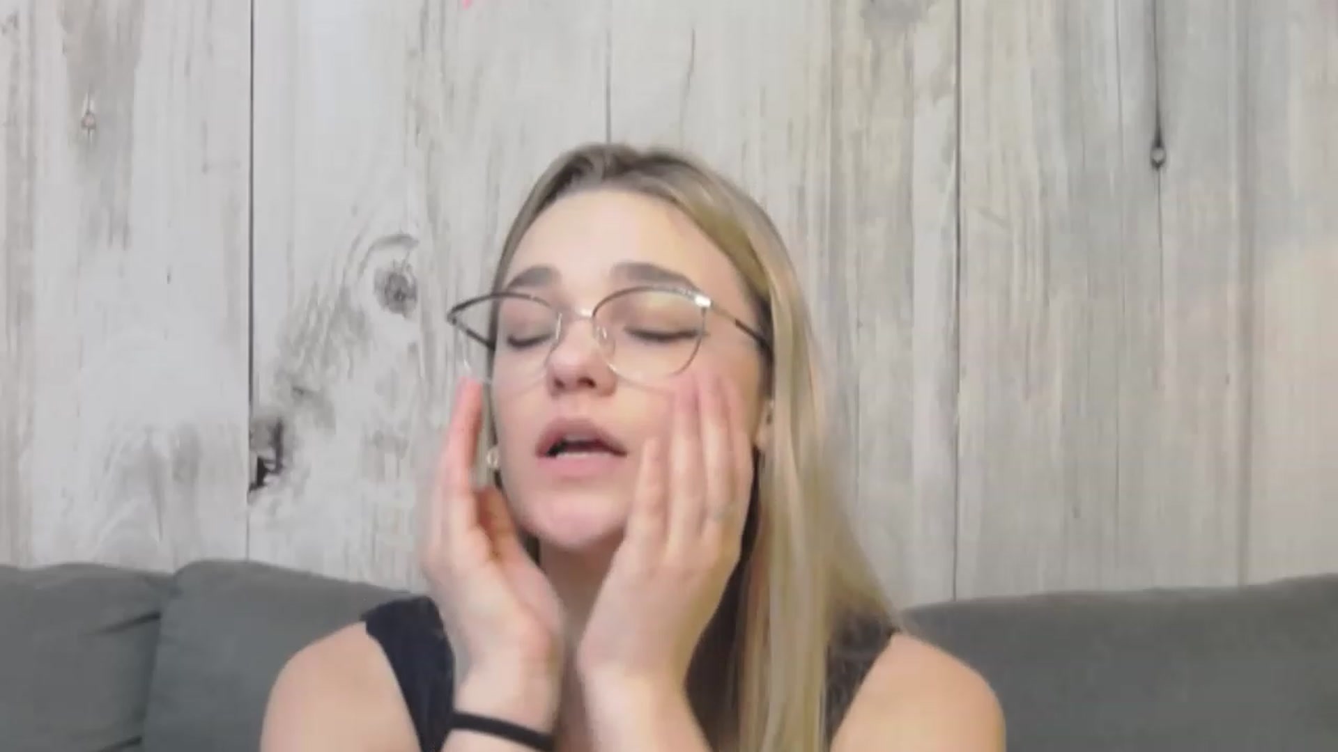 Gallery image thumbnail from IvyBabby's myfreecams stream on, 11/16/2022, 15:54 image 19 of 20