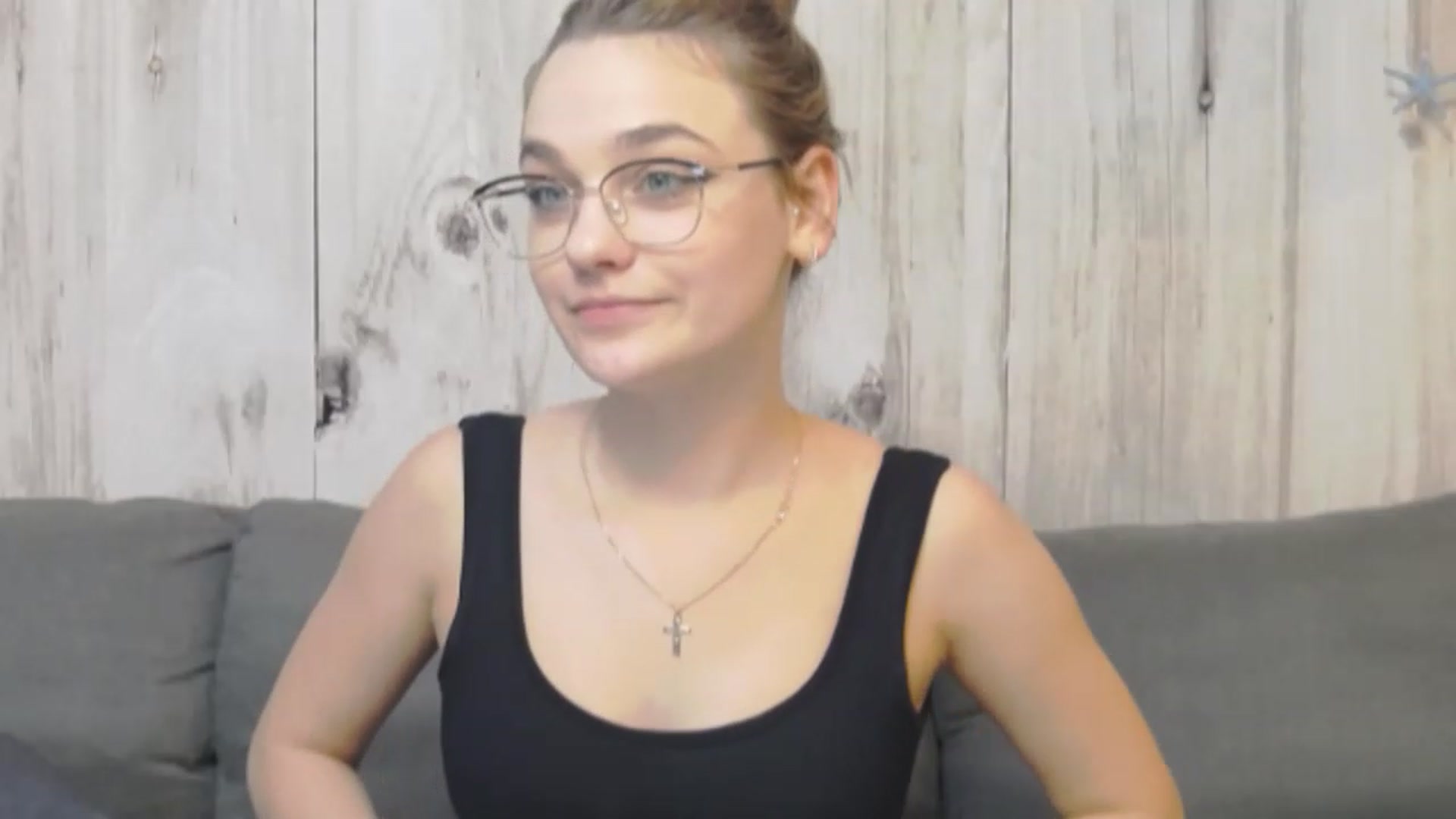 Gallery image thumbnail from IvyBabby's myfreecams stream on, 11/16/2022, 18:32 image 17 of 20