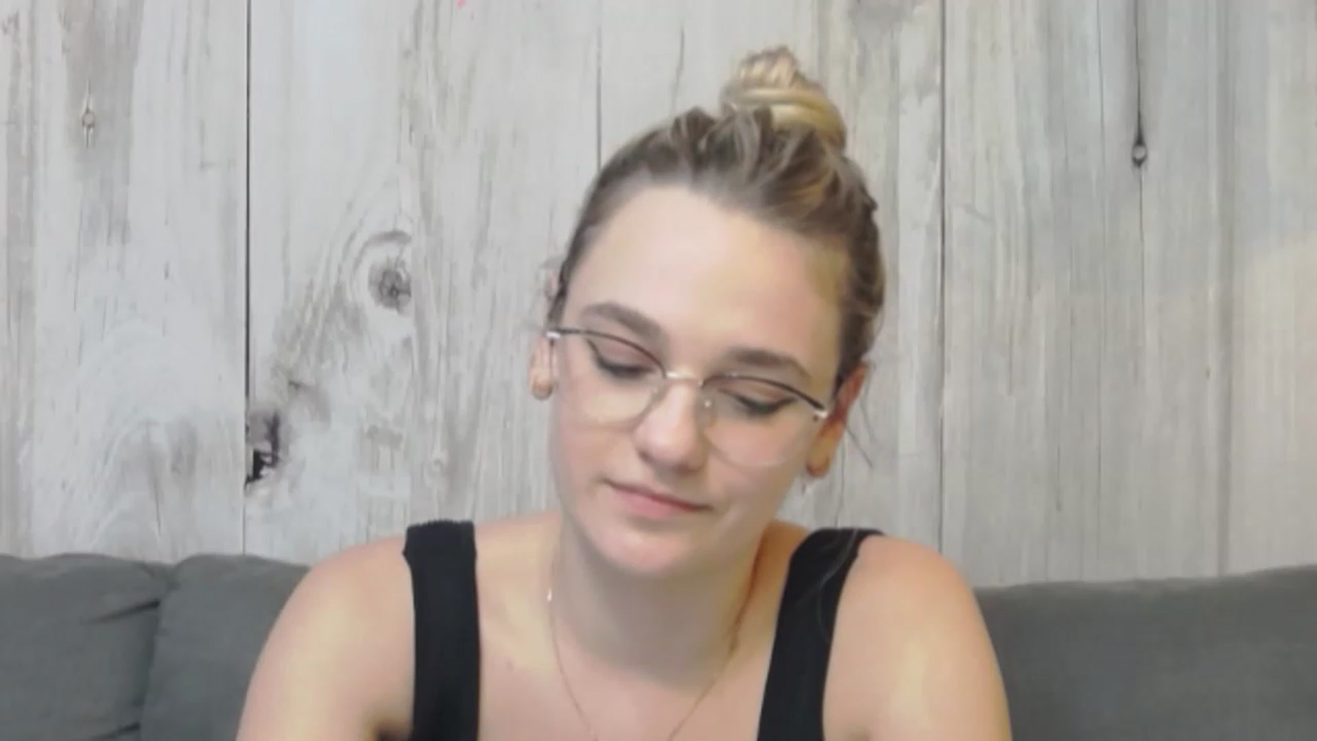 Gallery image thumbnail from IvyBabby's myfreecams stream on, 11/16/2022, 18:32 image 7 of 20