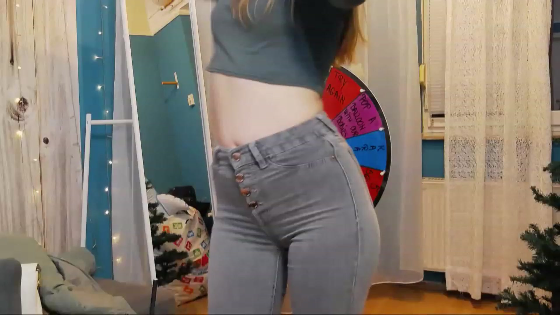Gallery image thumbnail from IvyBabby's myfreecams stream on, 12/10/2022, 20:20 image 1 of 20