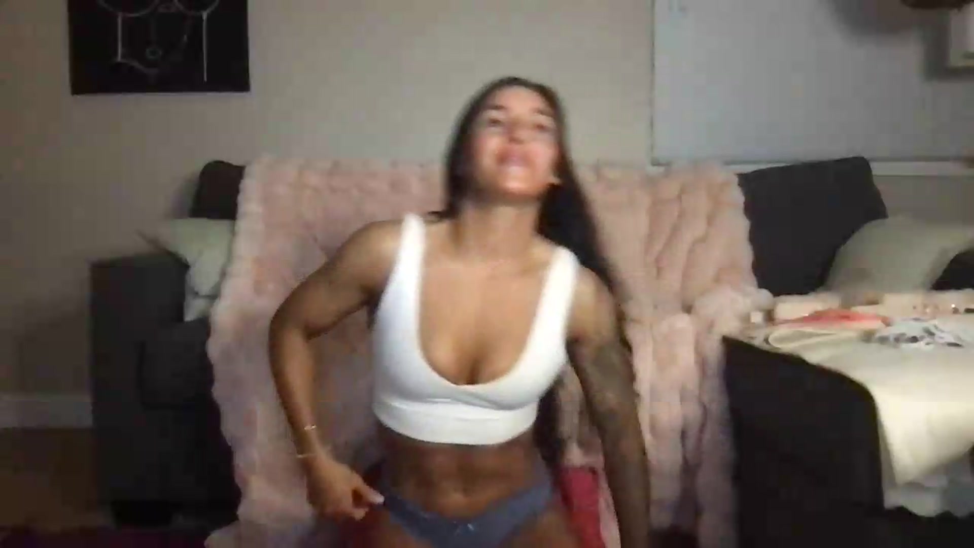 Gallery image thumbnail from IvyBaby4's myfreecams stream on, 06/28/2026, 07:44 image 15 of 20