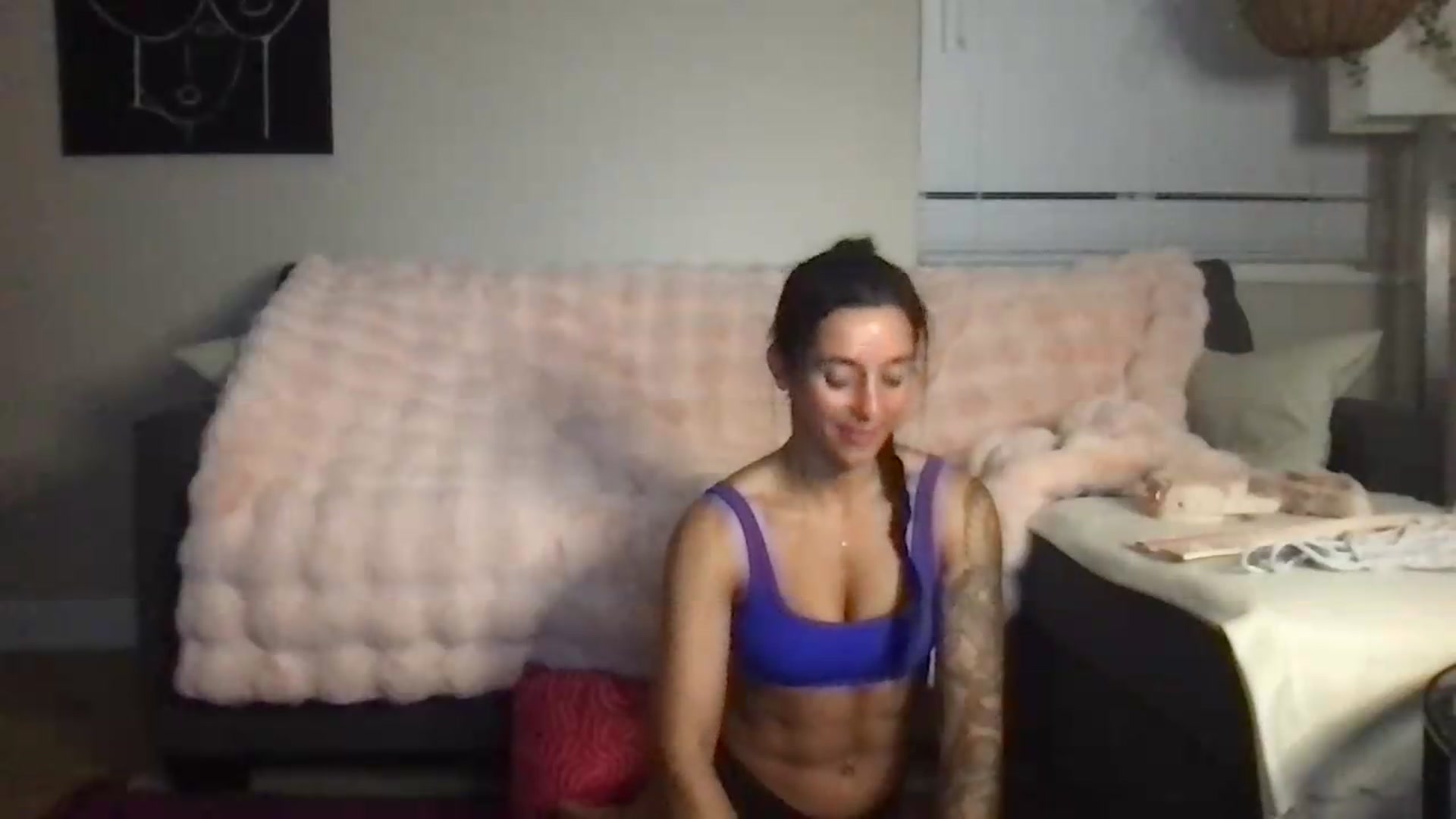 Gallery image thumbnail from IvyBaby4's myfreecams stream on, 08/01/2026, 06:34 image 17 of 20