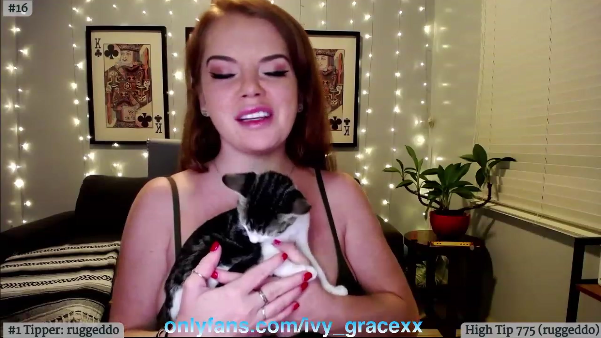 Gallery image thumbnail from IvyGrace's myfreecams stream on, 06/14/2023, 05:35 image 7 of 20
