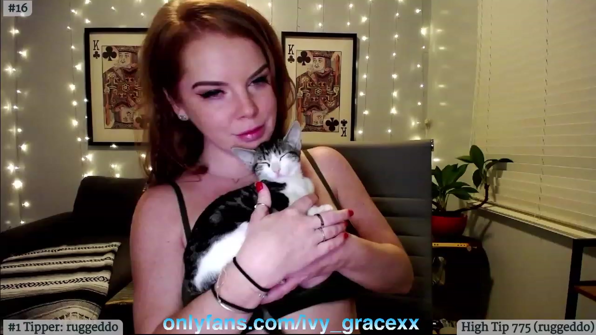 Gallery image thumbnail from IvyGrace's myfreecams stream on, 06/14/2023, 05:57 image 6 of 20