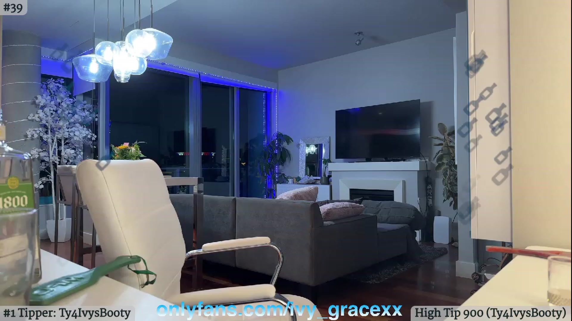 Gallery image thumbnail from IvyGrace's myfreecams stream on, 07/12/2023, 06:49 image 7 of 20