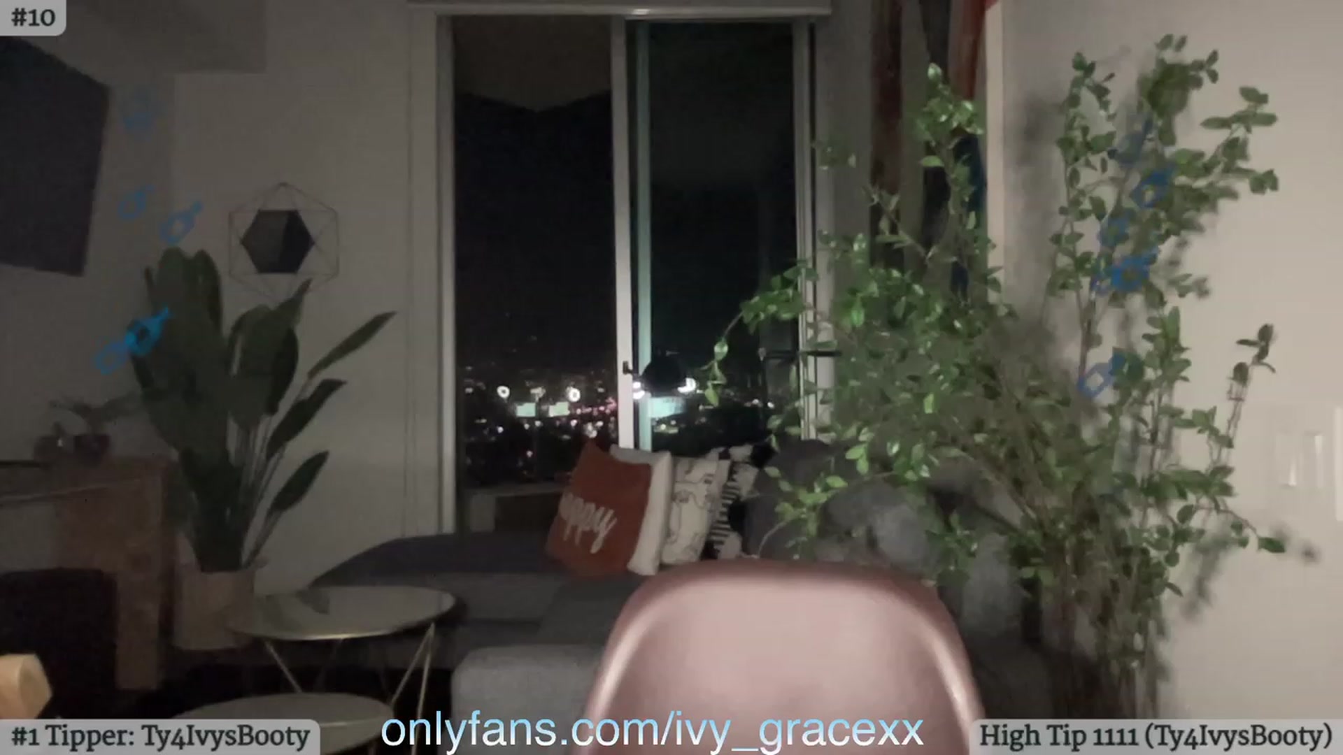 Gallery image thumbnail from IvyGrace's myfreecams stream on, 09/01/2023, 07:49 image 12 of 20