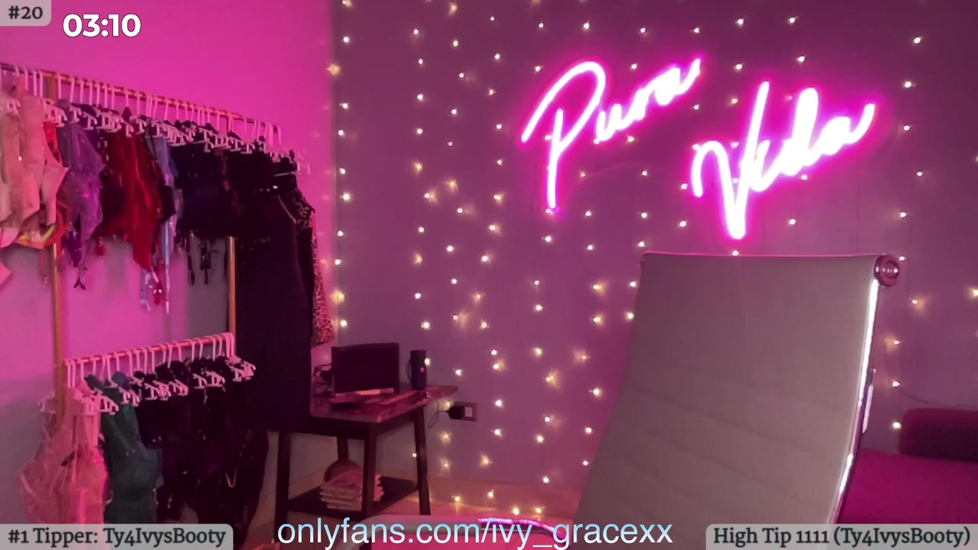 Gallery image thumbnail from IvyGrace's myfreecams stream on, 09/14/2023, 06:24 image 9 of 20