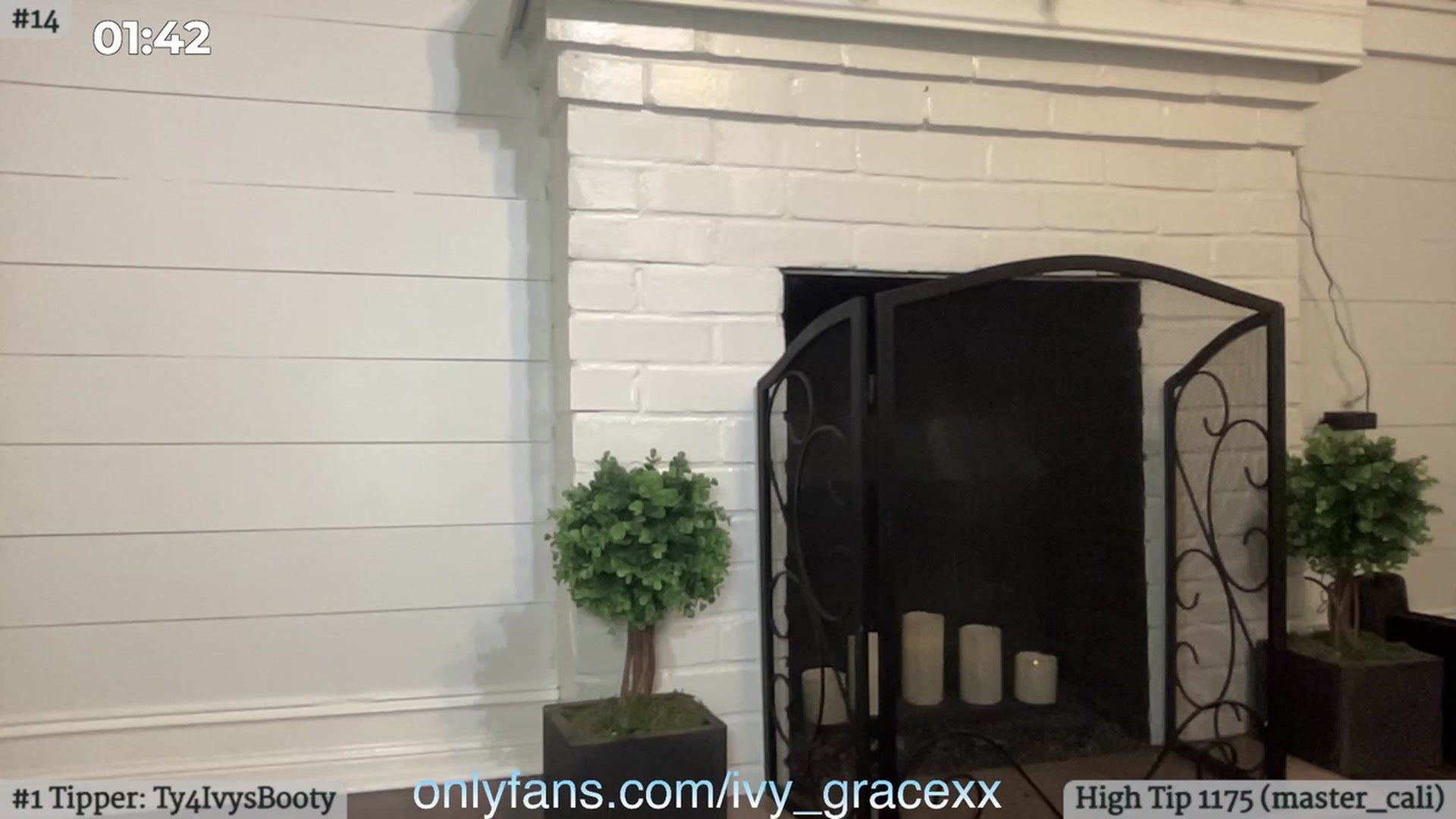 Gallery image thumbnail from IvyGrace's myfreecams stream on, 09/28/2023, 06:41 image 6 of 20