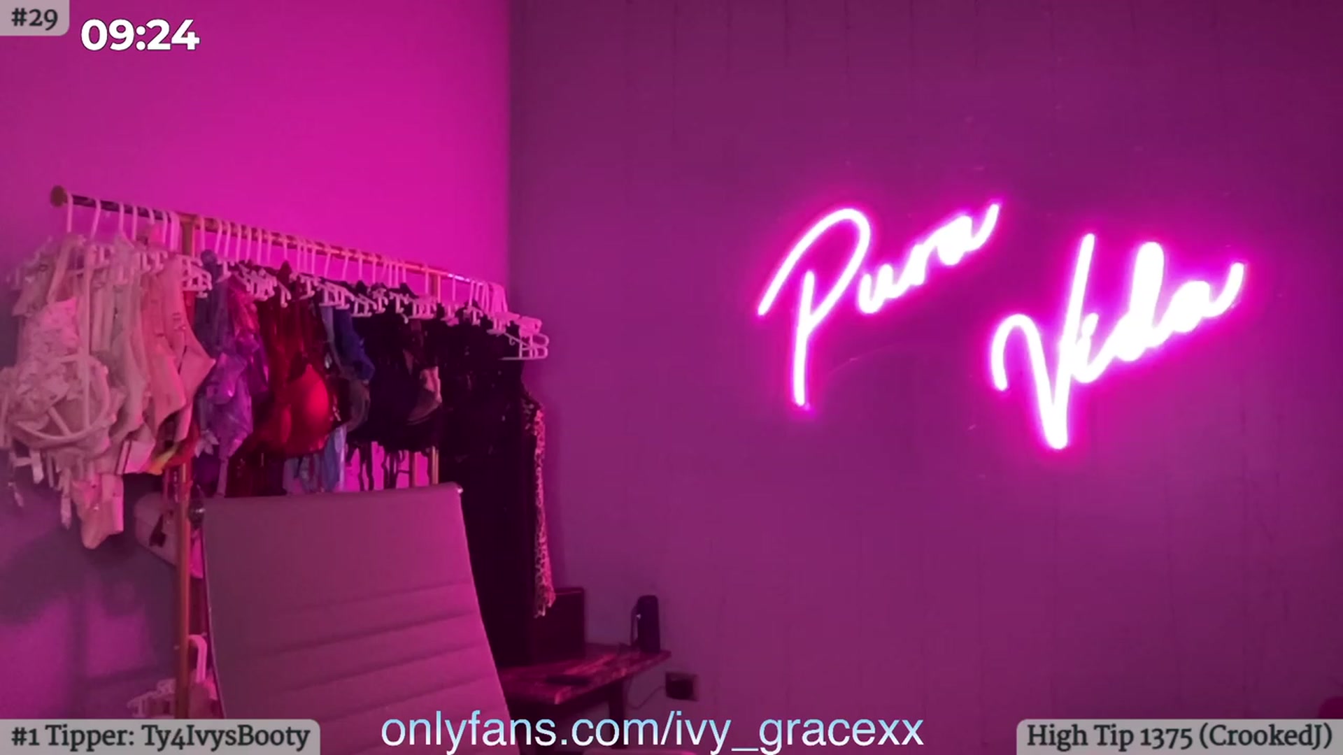 Gallery image thumbnail from IvyGrace's myfreecams stream on, 10/05/2023, 04:07 image 20 of 20
