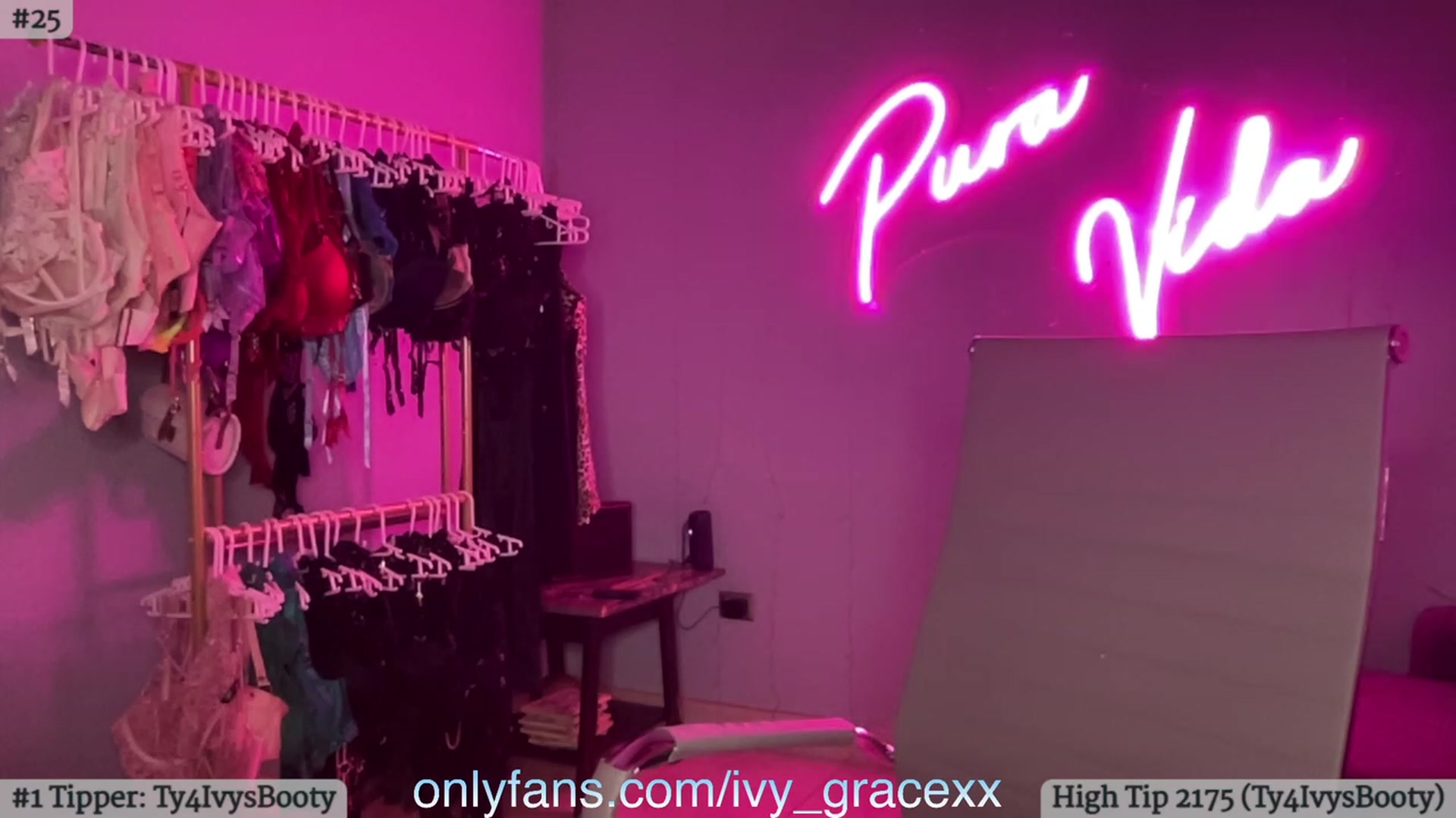 Gallery image thumbnail from IvyGrace's myfreecams stream on, 10/05/2023, 05:13 image 15 of 20