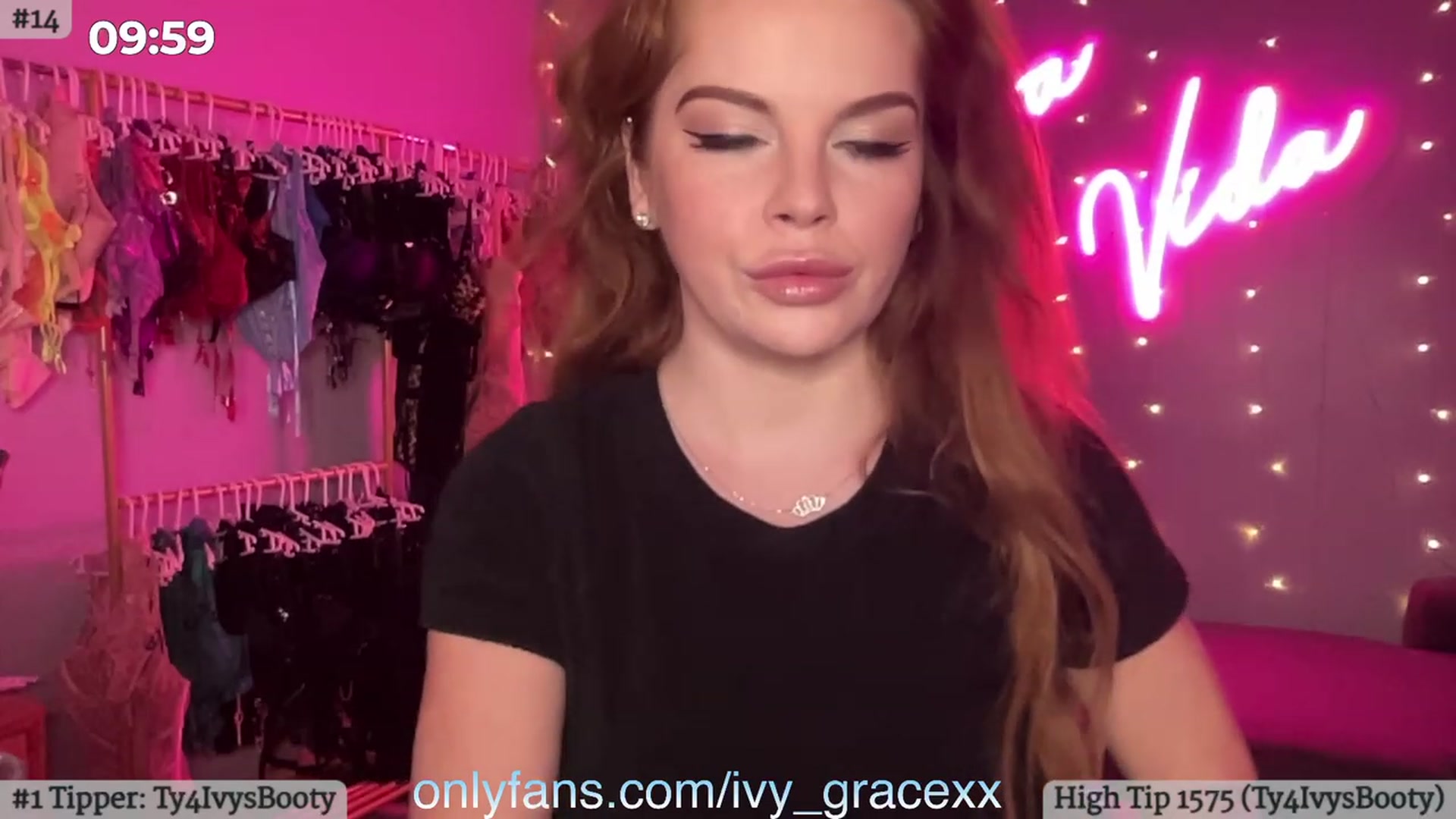 Gallery image thumbnail from IvyGrace's myfreecams stream on, 10/20/2023, 02:21 image 8 of 20