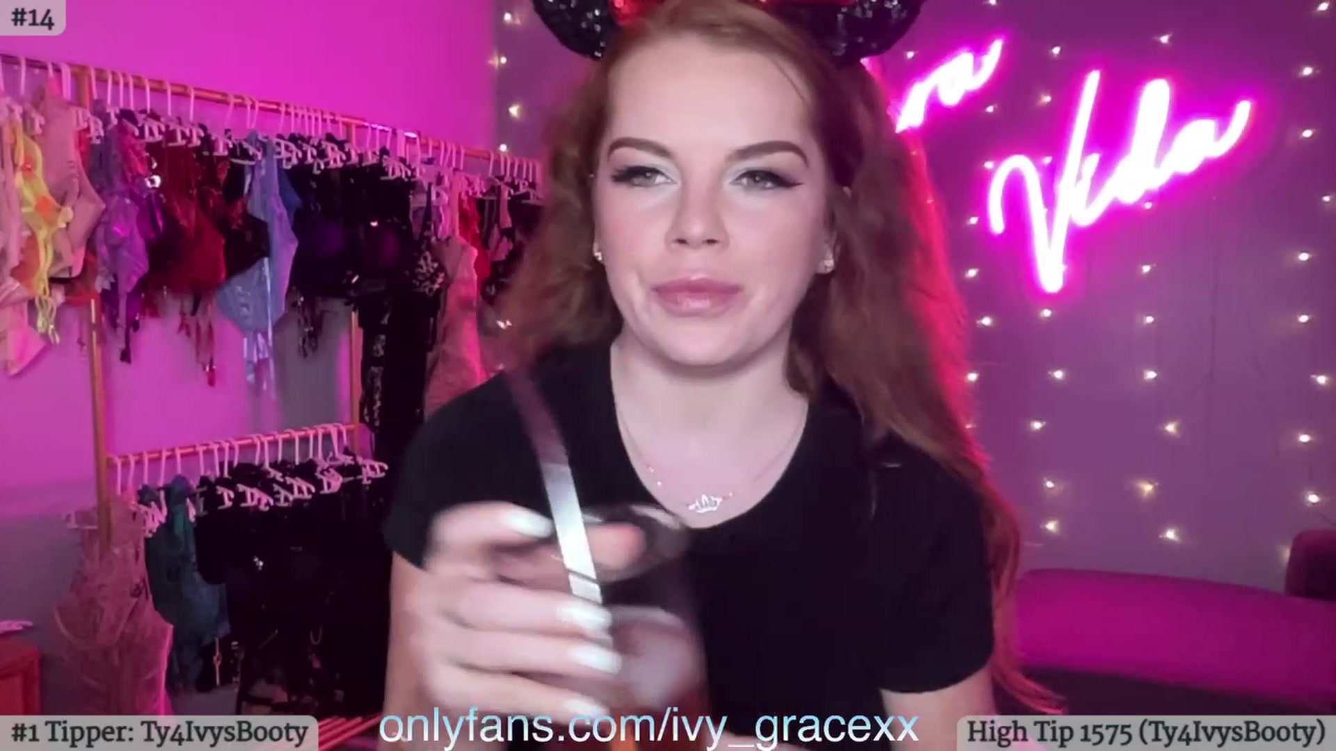 Gallery image thumbnail from IvyGrace's myfreecams stream on, 10/20/2023, 02:21 image 7 of 20