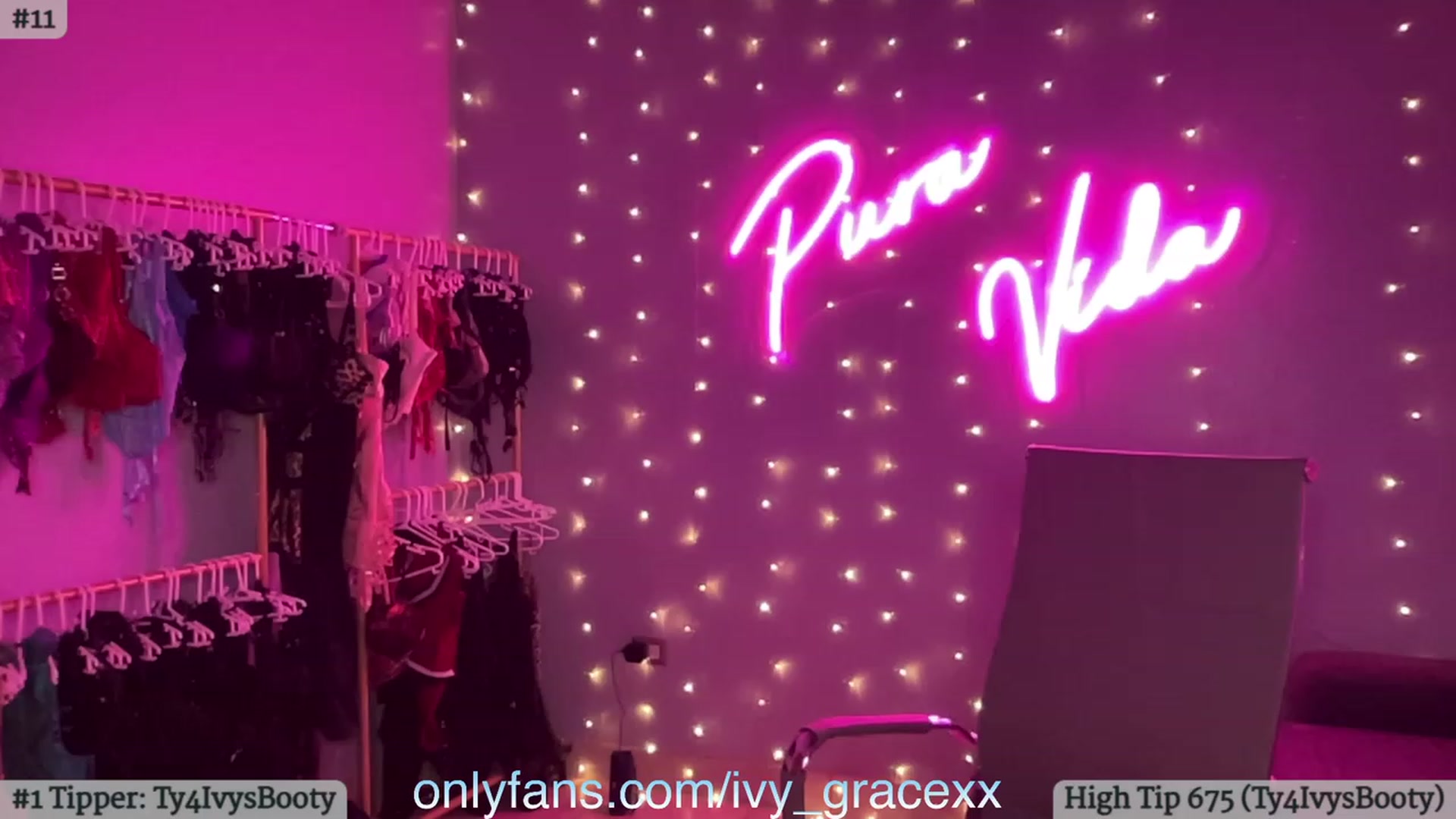 Gallery image thumbnail from IvyGrace's myfreecams stream on, 10/25/2023, 05:02 image 13 of 20
