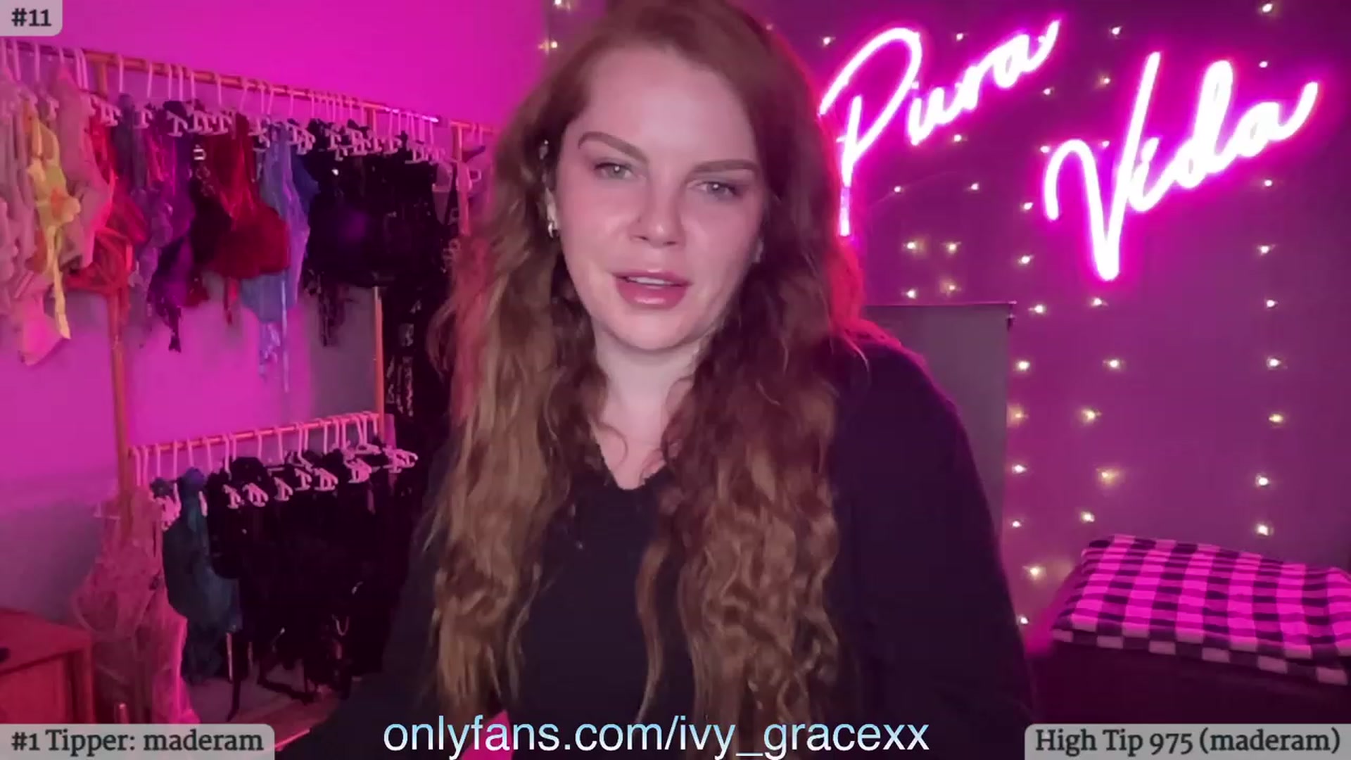 Gallery image thumbnail from IvyGrace's myfreecams stream on, 10/26/2023, 03:31 image 13 of 20