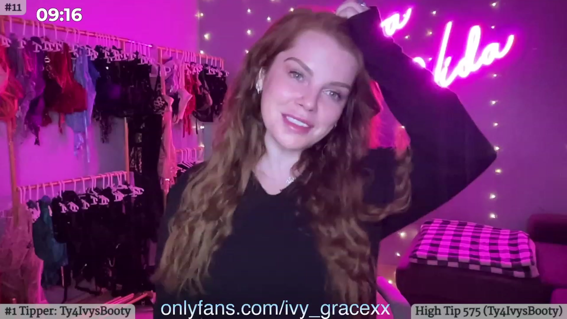 Gallery image thumbnail from IvyGrace's myfreecams stream on, 10/26/2023, 03:31 image 3 of 20