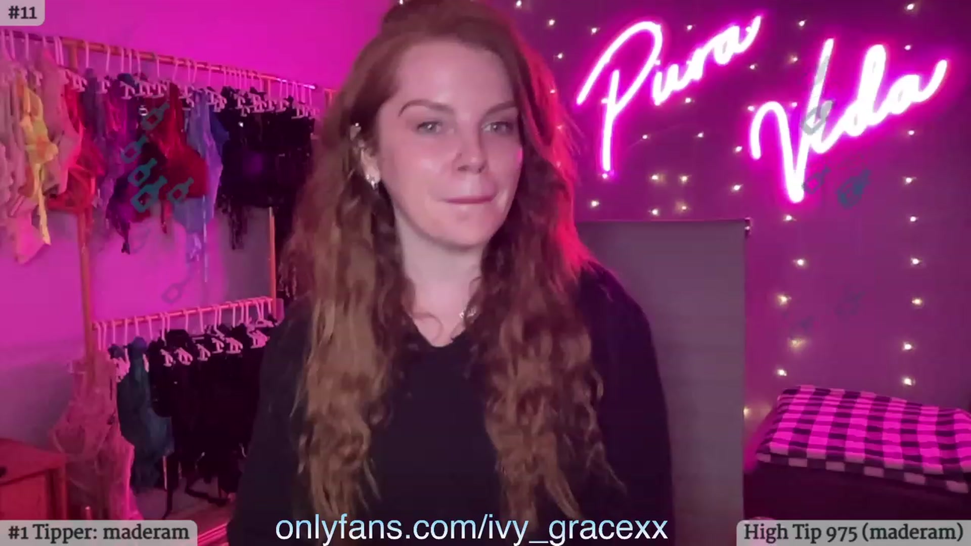 Gallery image thumbnail from IvyGrace's myfreecams stream on, 10/26/2023, 03:31 image 11 of 20