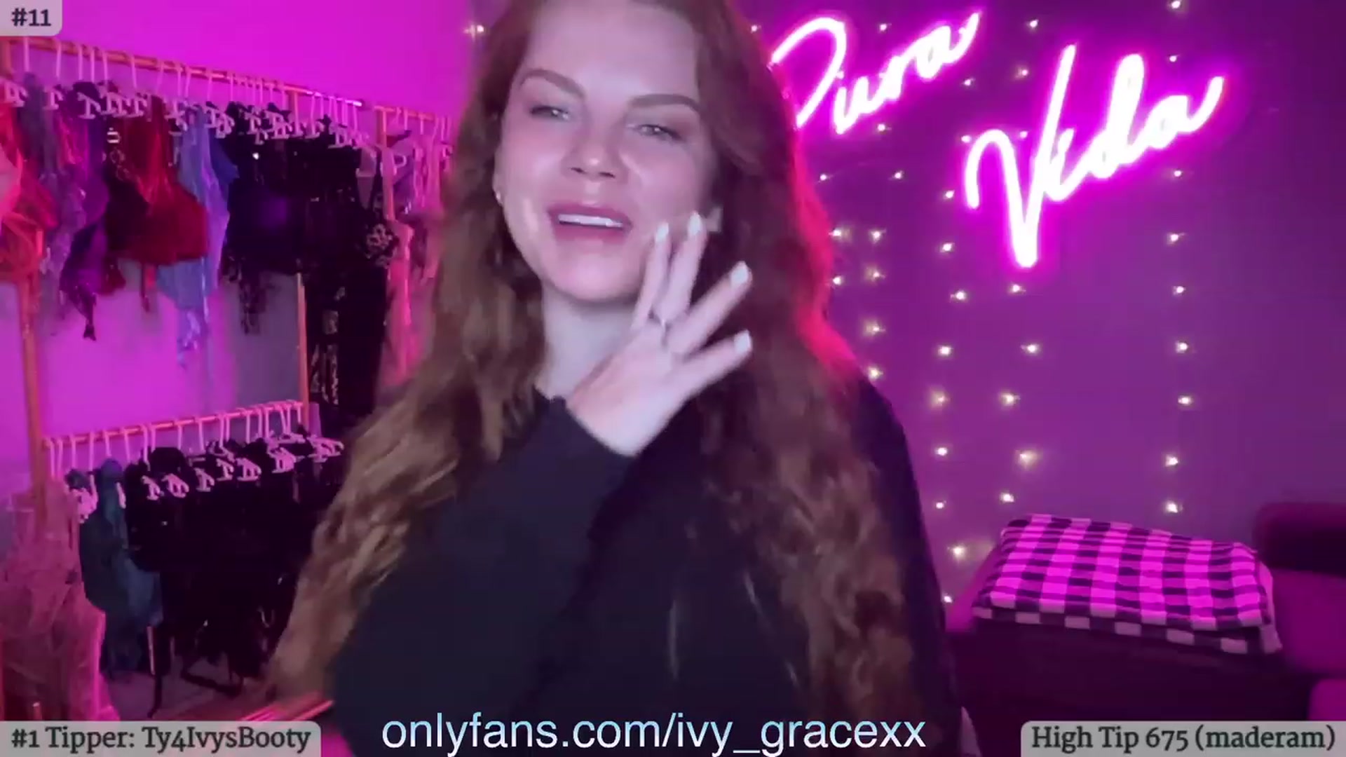 Gallery image thumbnail from IvyGrace's myfreecams stream on, 10/26/2023, 03:31 image 4 of 20