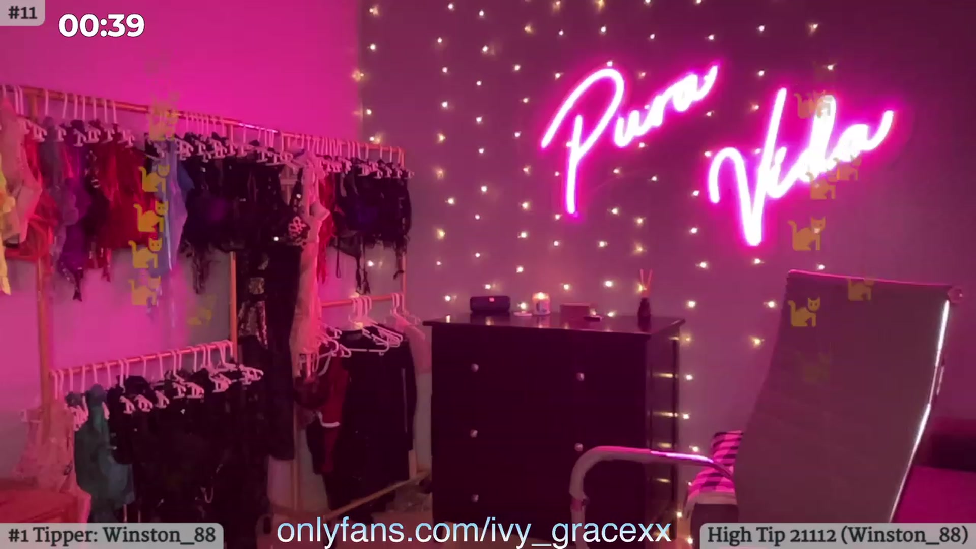 Gallery image thumbnail from IvyGrace's myfreecams stream on, 10/28/2023, 03:06 image 11 of 20