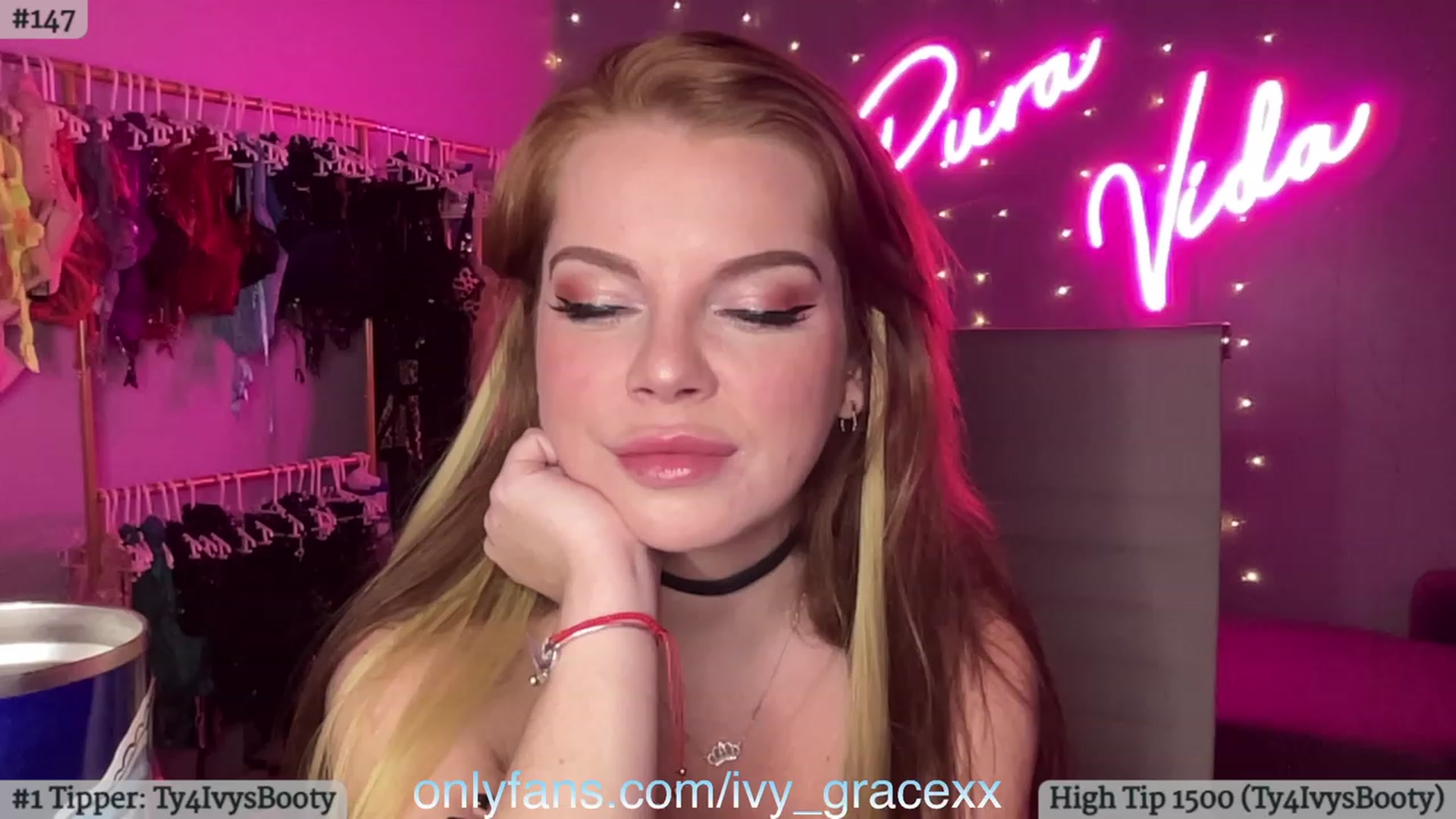 Gallery image thumbnail from IvyGrace's myfreecams stream on, 11/01/2023, 07:27 image 14 of 20