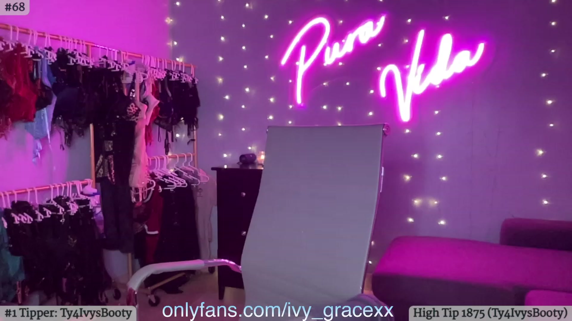 Gallery image thumbnail from IvyGrace's myfreecams stream on, 11/02/2023, 03:57 image 9 of 20
