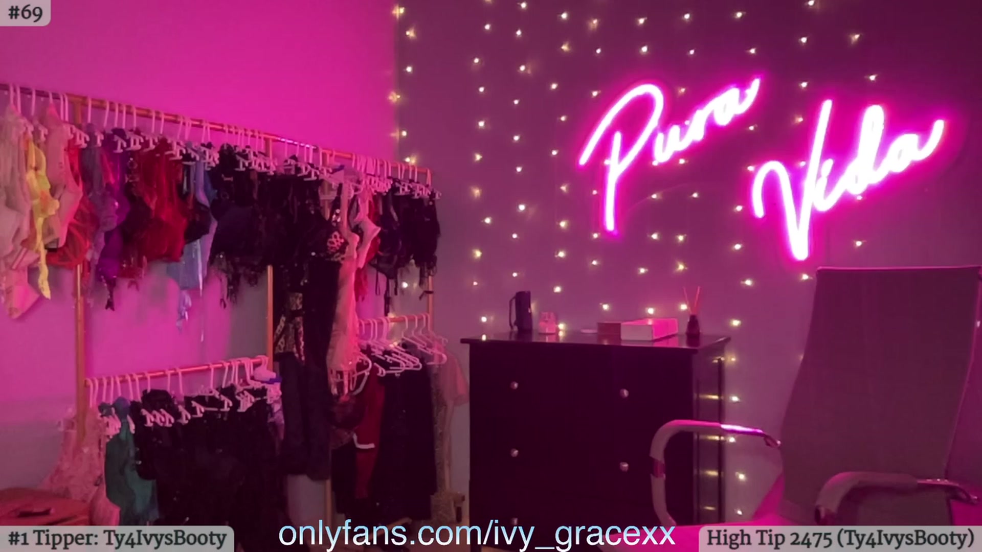 Gallery image thumbnail from IvyGrace's myfreecams stream on, 11/03/2023, 05:26 image 15 of 20