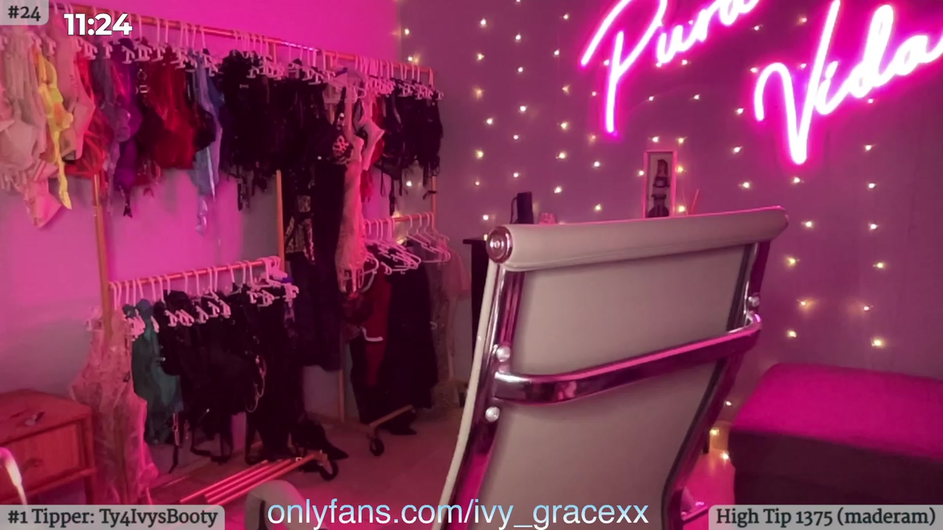 Gallery image thumbnail from IvyGrace's myfreecams stream on, 11/04/2023, 04:10 image 19 of 20