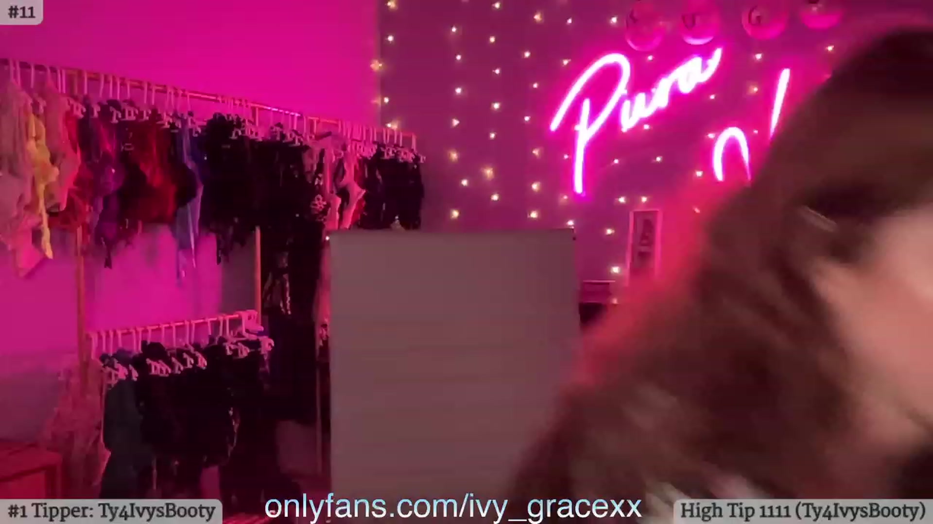 Gallery image thumbnail from IvyGrace's myfreecams stream on, 11/06/2023, 05:59 image 9 of 20