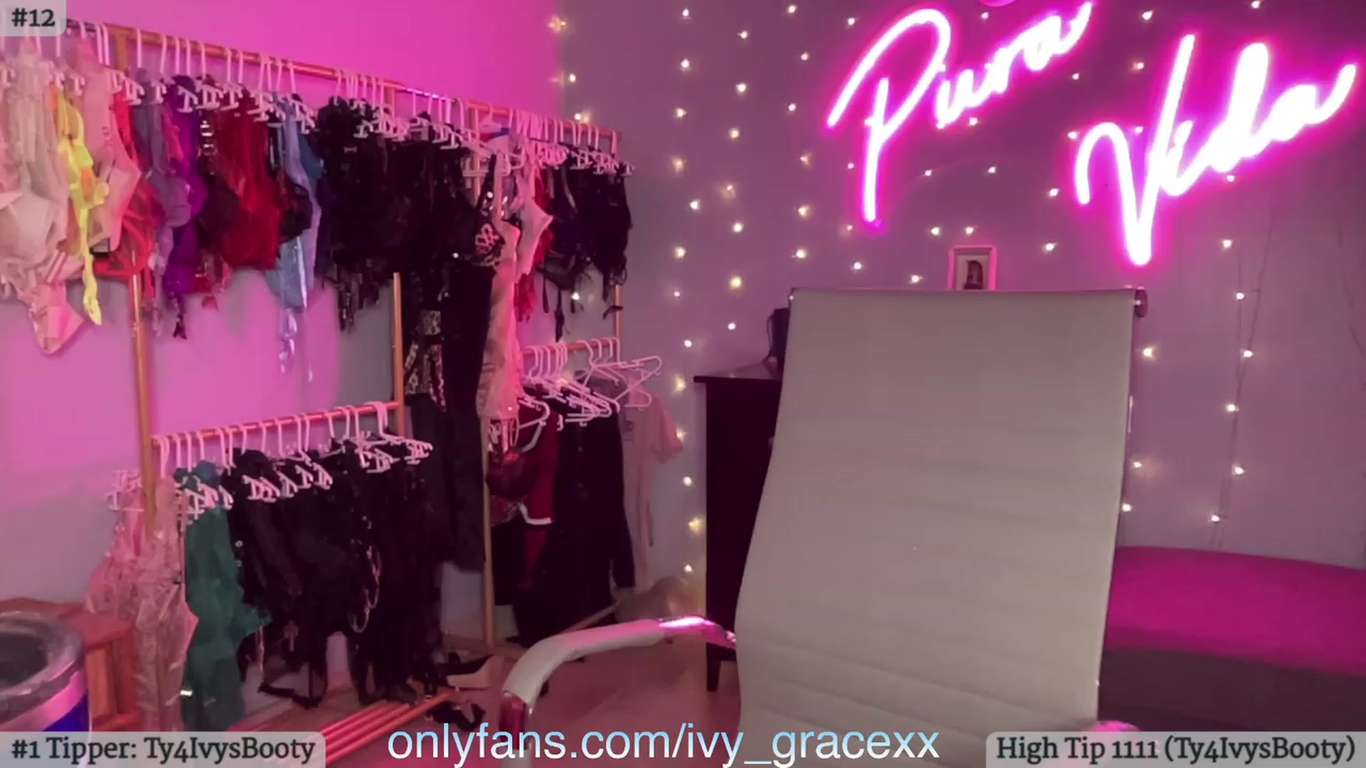 Gallery image thumbnail from IvyGrace's myfreecams stream on, 11/08/2023, 24:48 image 12 of 20